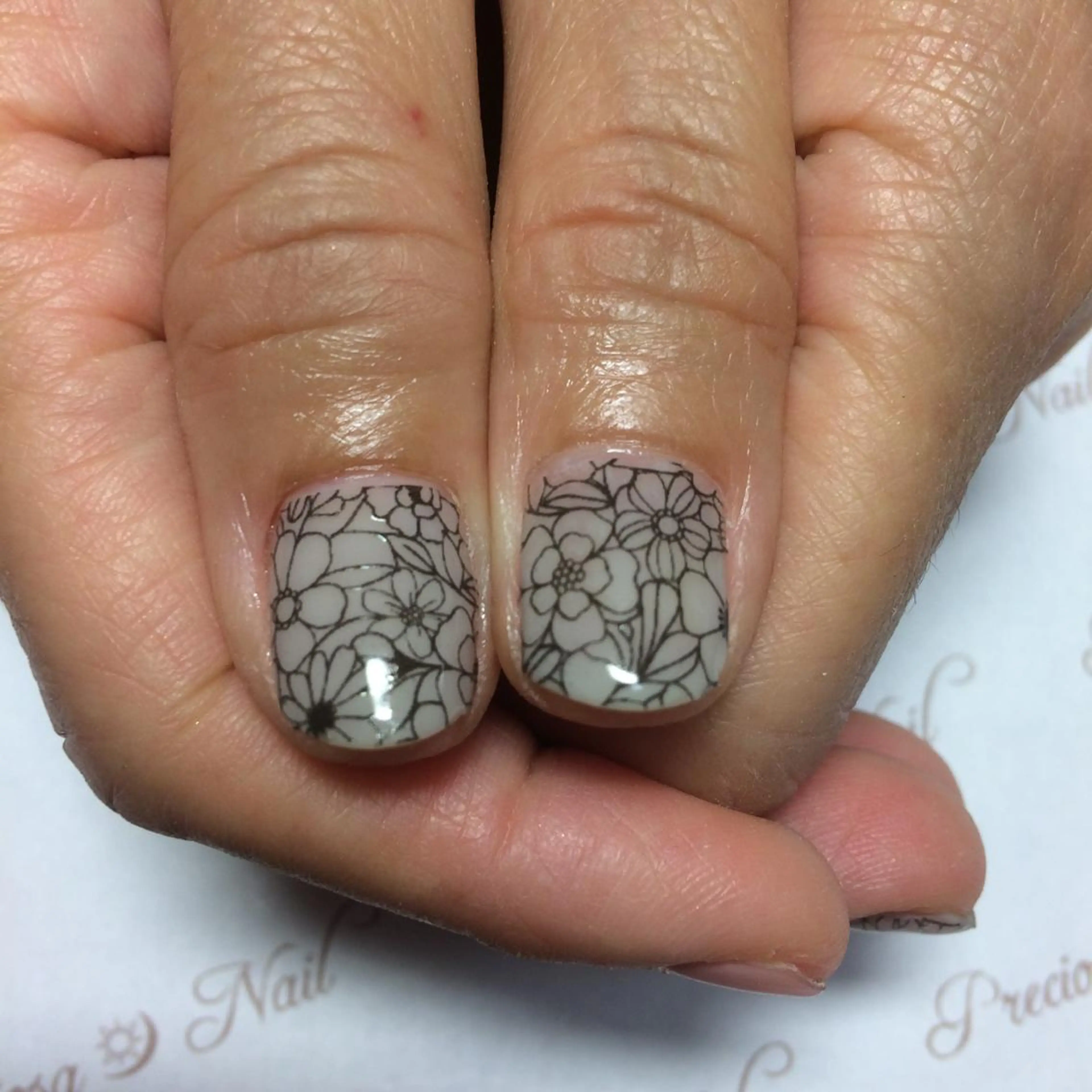 ネイル preciosa.nail所属・久場 晴美のネイルデザイン