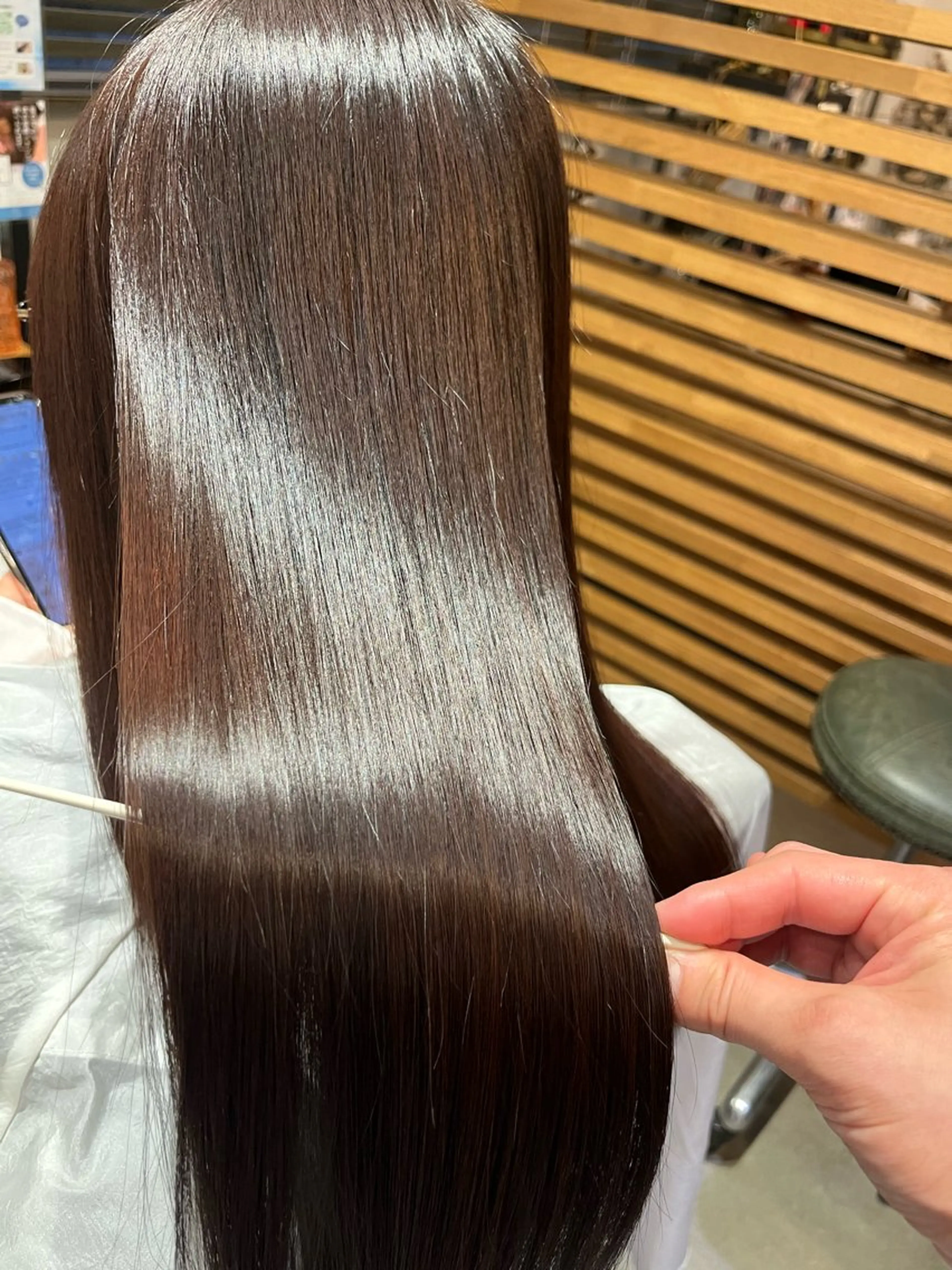 ロング 髪質改善 縮毛矯正 トリートメント 酸熱トリートメント トリートメント 髪質改善ヘアエステサロンLIFE所属・🌈髪質改善専門🌈 神田 達也のヘアスタイル