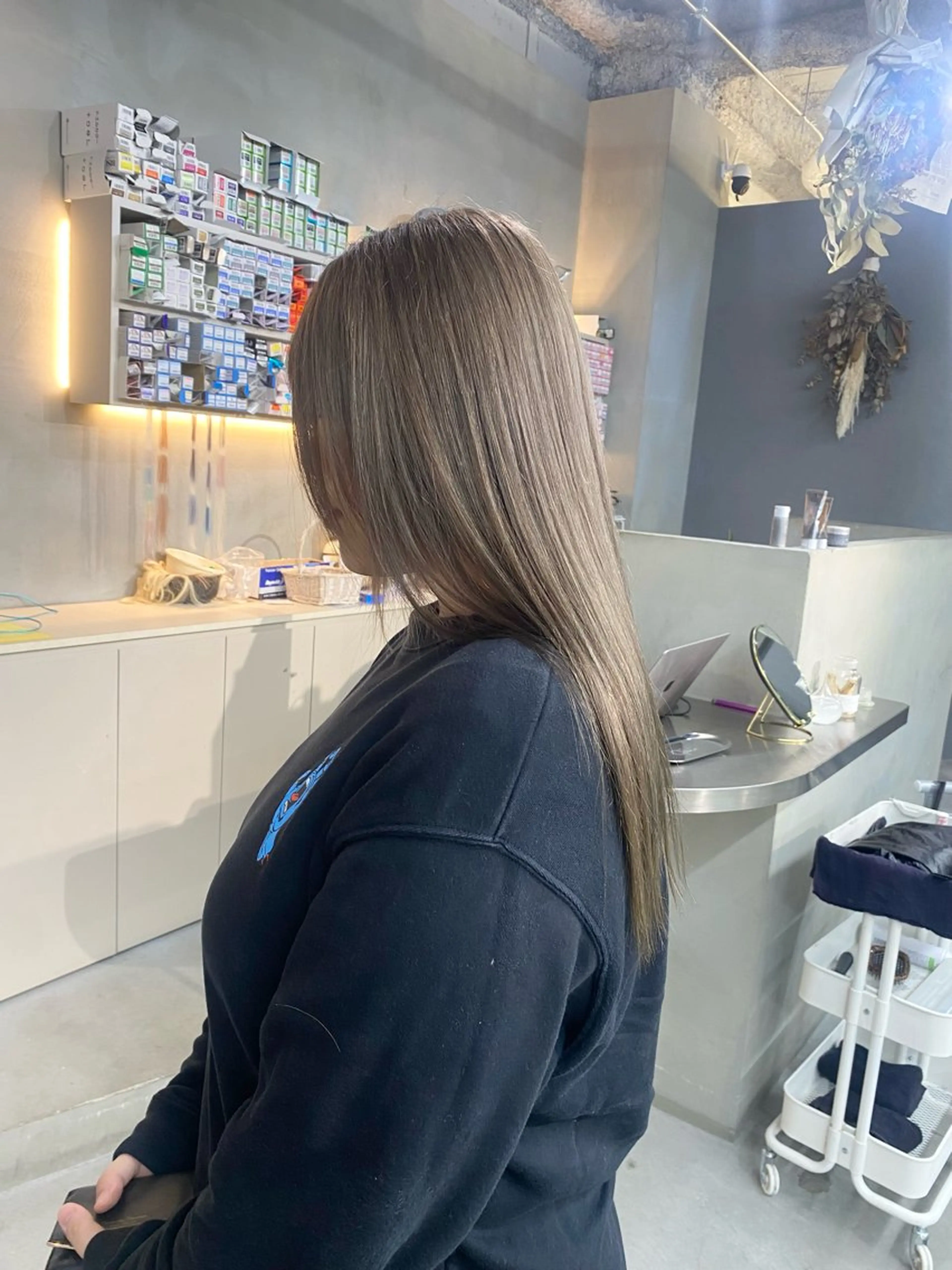 ロング カラー ヘアカラー qulim所属・前橋 姫奈のヘアスタイル