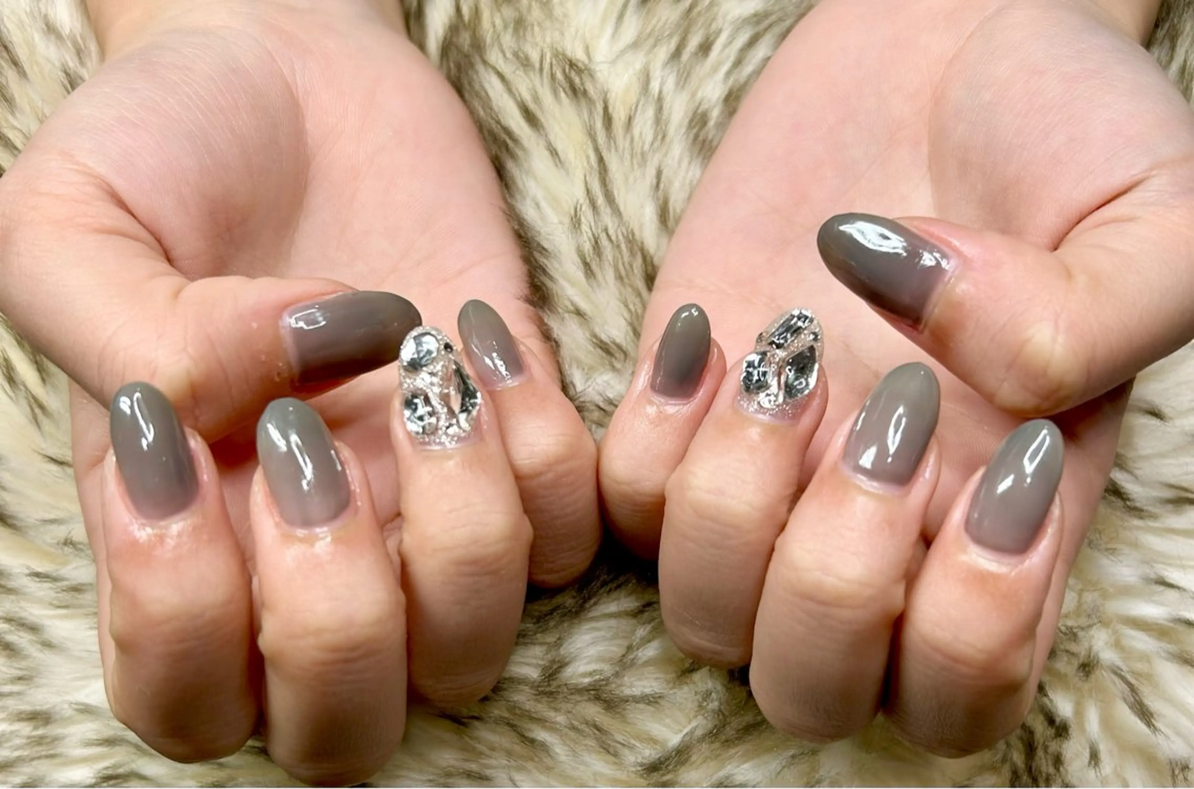 ネイル nailroom HARU.のネイルデザイン