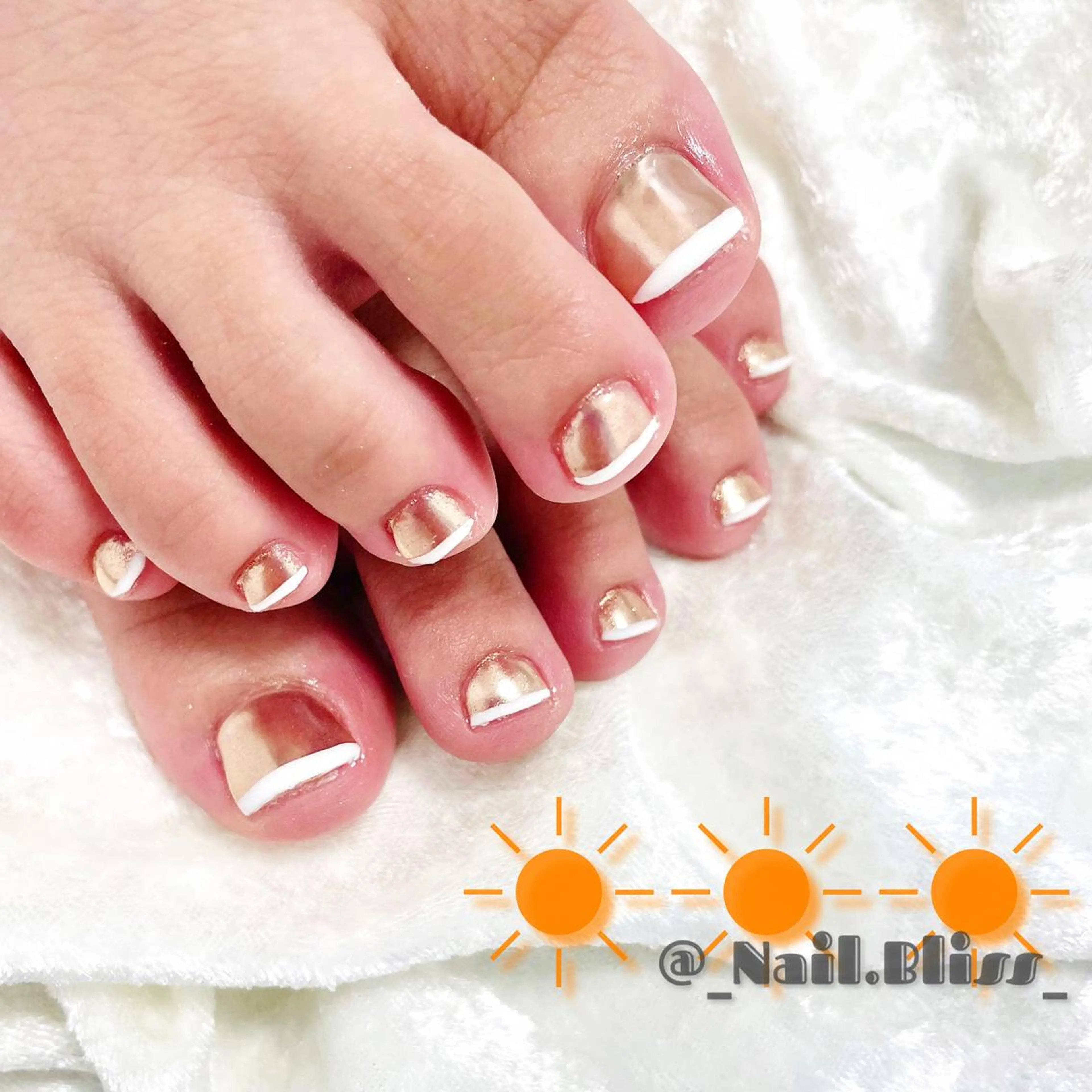 ネイル フレンチネイル ミラーネイル ハンドネイル NAIL BLISSのネイルデザイン