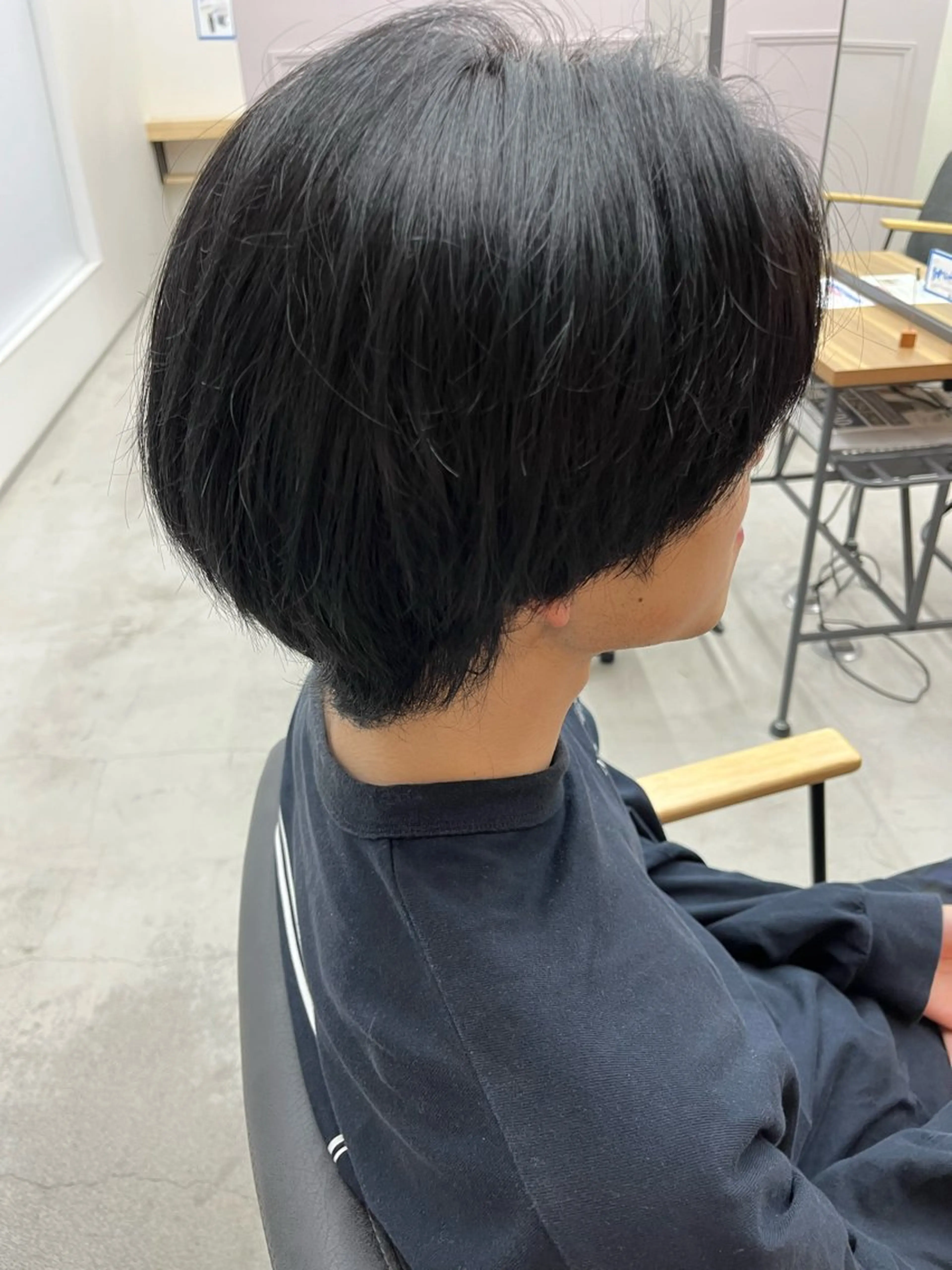 カラー 鴨田 彩音のヘアスタイル