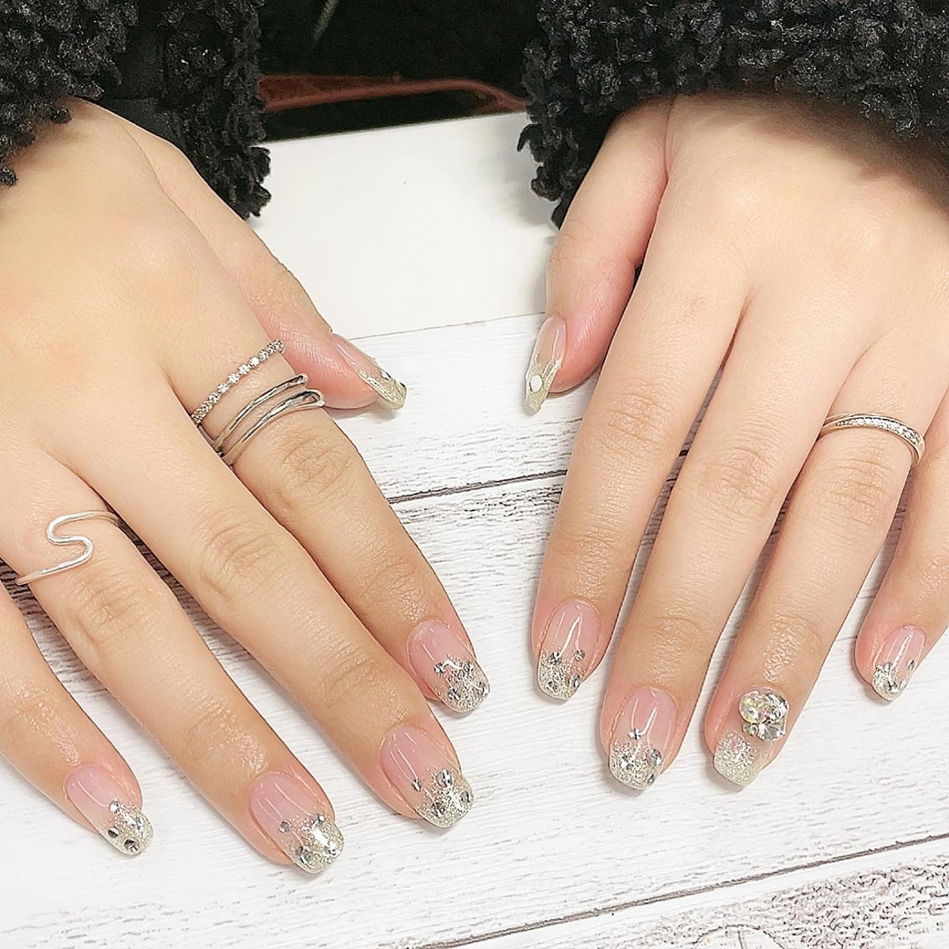 ミディアム ハンドネイル リラネイル Aikenのネイルデザイン