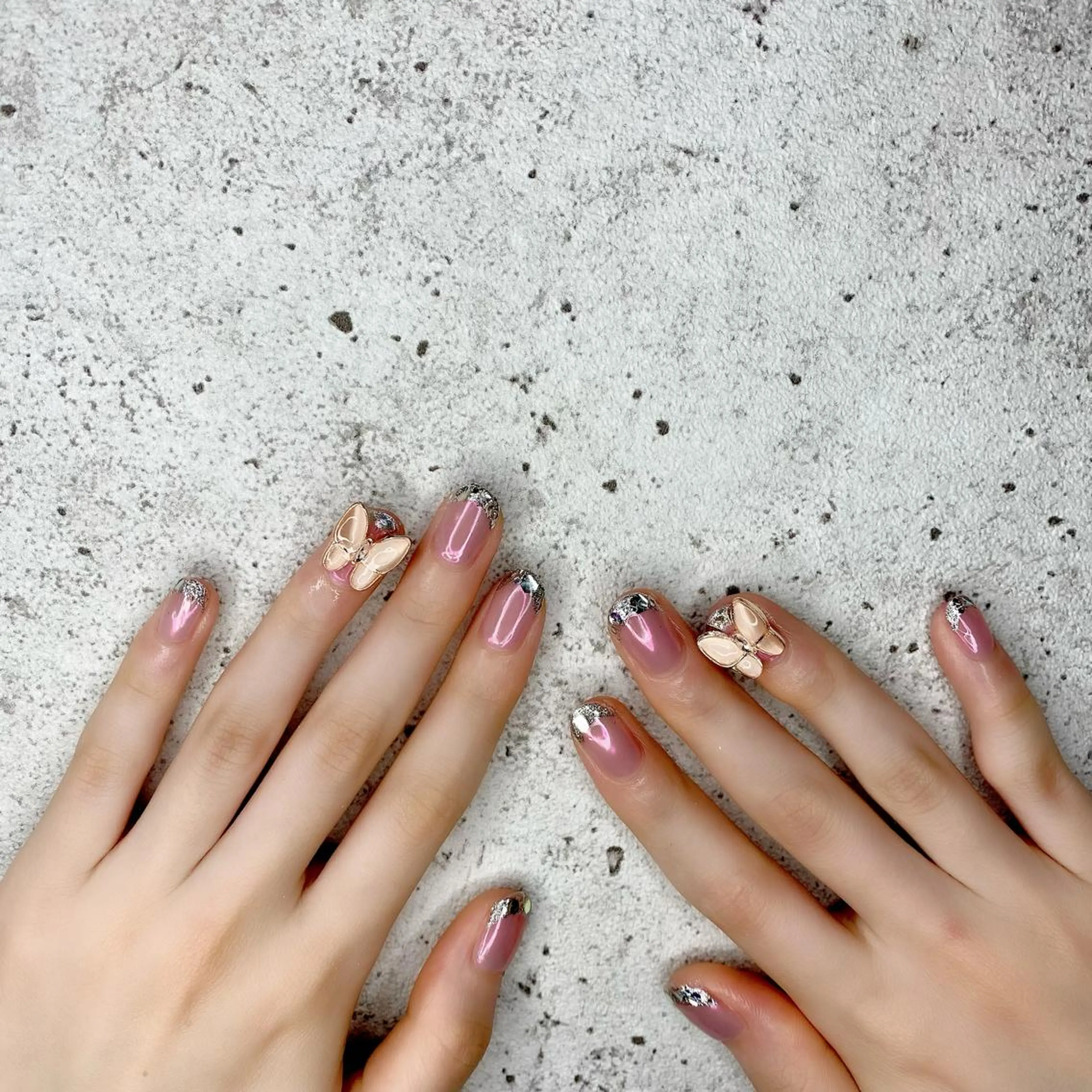 セミロング カラー パーマ ヘアアレンジ メンズ キッズ ネイル マツエク・マツパ フレンチネイル ガラスフレンチ ホワイト ハンドネイル Salon Ｋのネイルデザイン