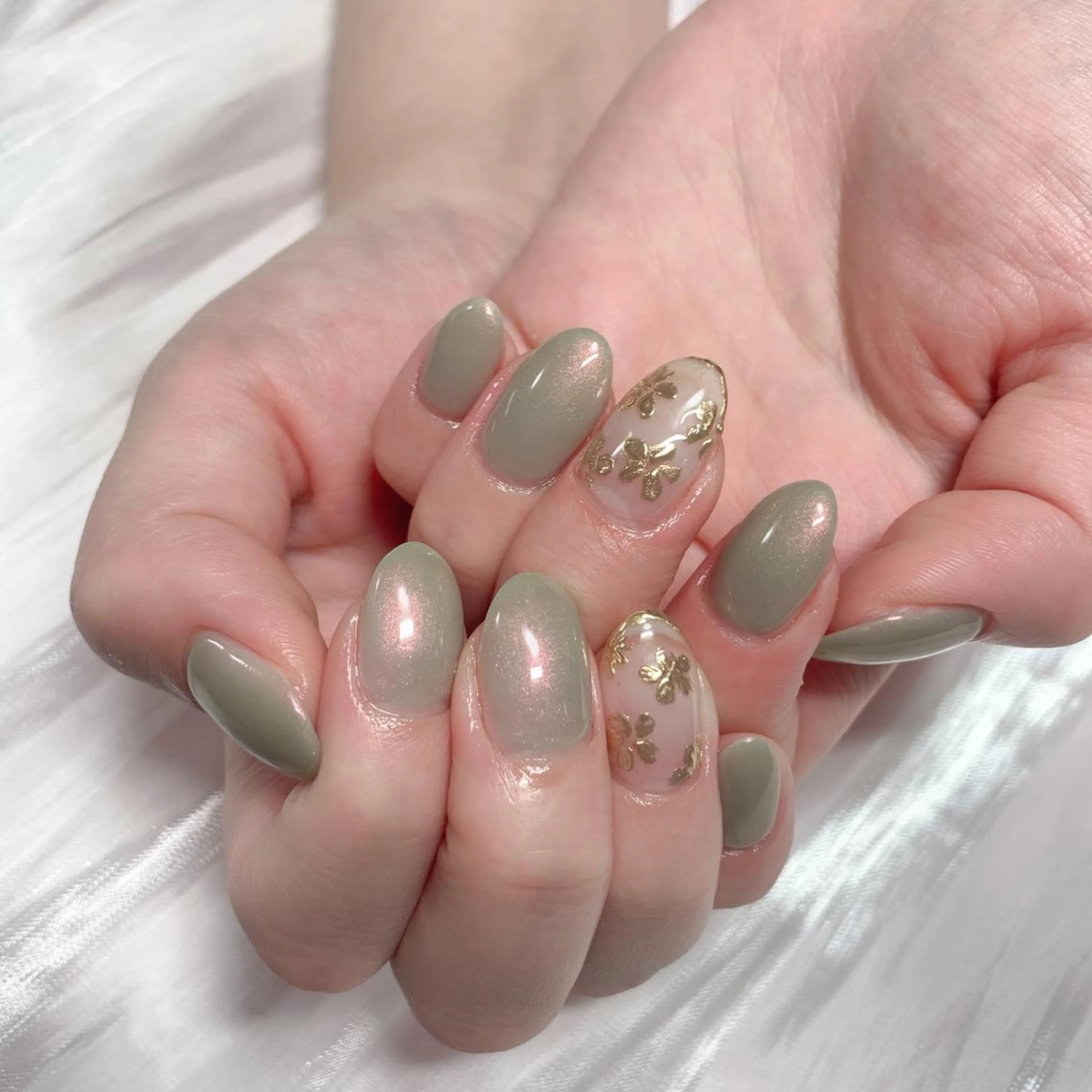 ネイル 💅ネイルハウス🏡 🎀TOMO🎀のネイルデザイン