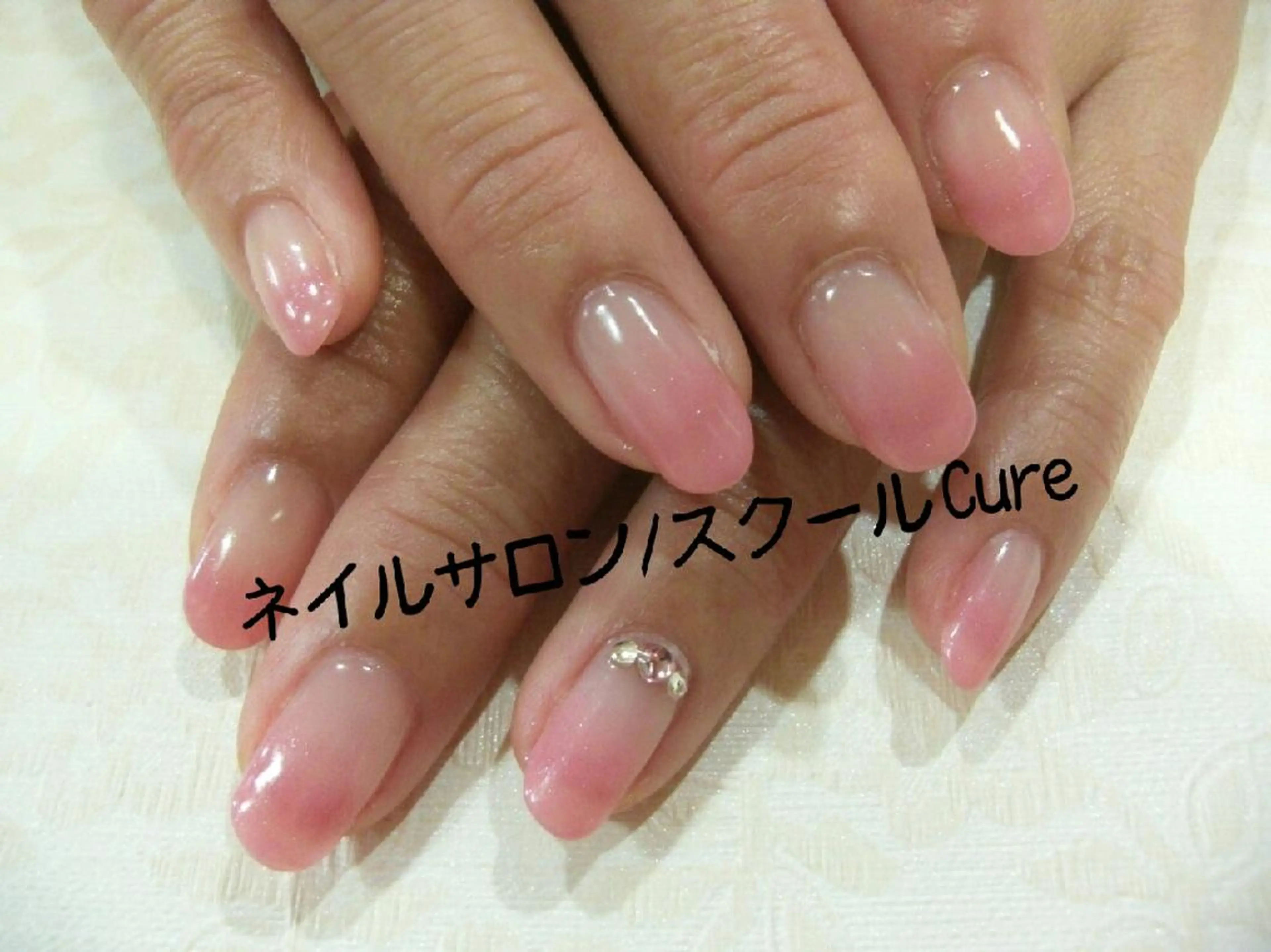 ミディアム ネイル ネイルサロン Cureのネイルデザイン