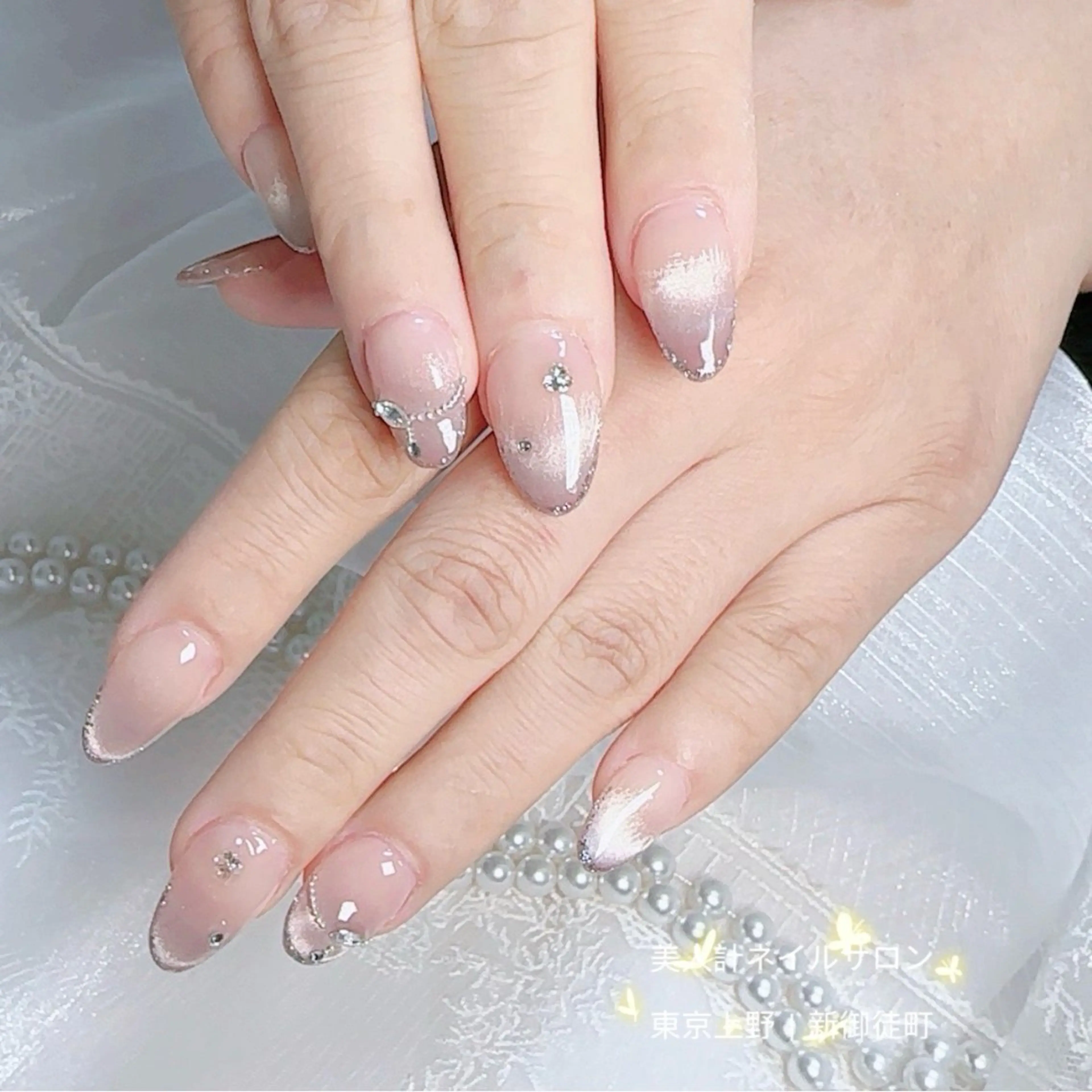 ネイル マグネットネイル ストーンネイル ハンドネイル 美人計ネイルサロン所属・中山 美月のネイルデザイン