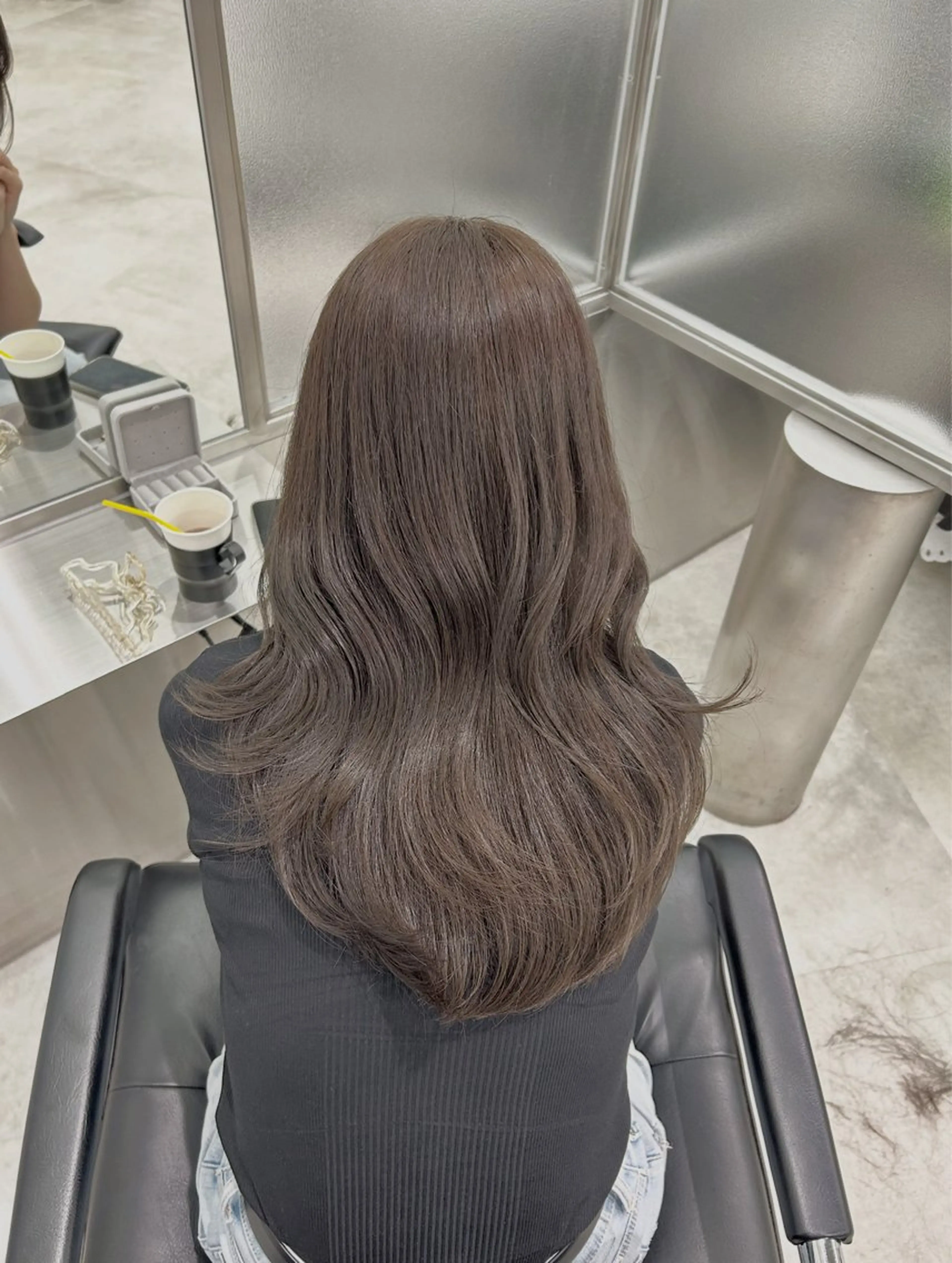 セミロング カラー 透明感カラー グレージュ レイヤーカット GO TODAY  SHAIR SALON 梅田NU茶屋町店所属・田中成美/レイヤー カット/透明感カラーのヘアスタイル