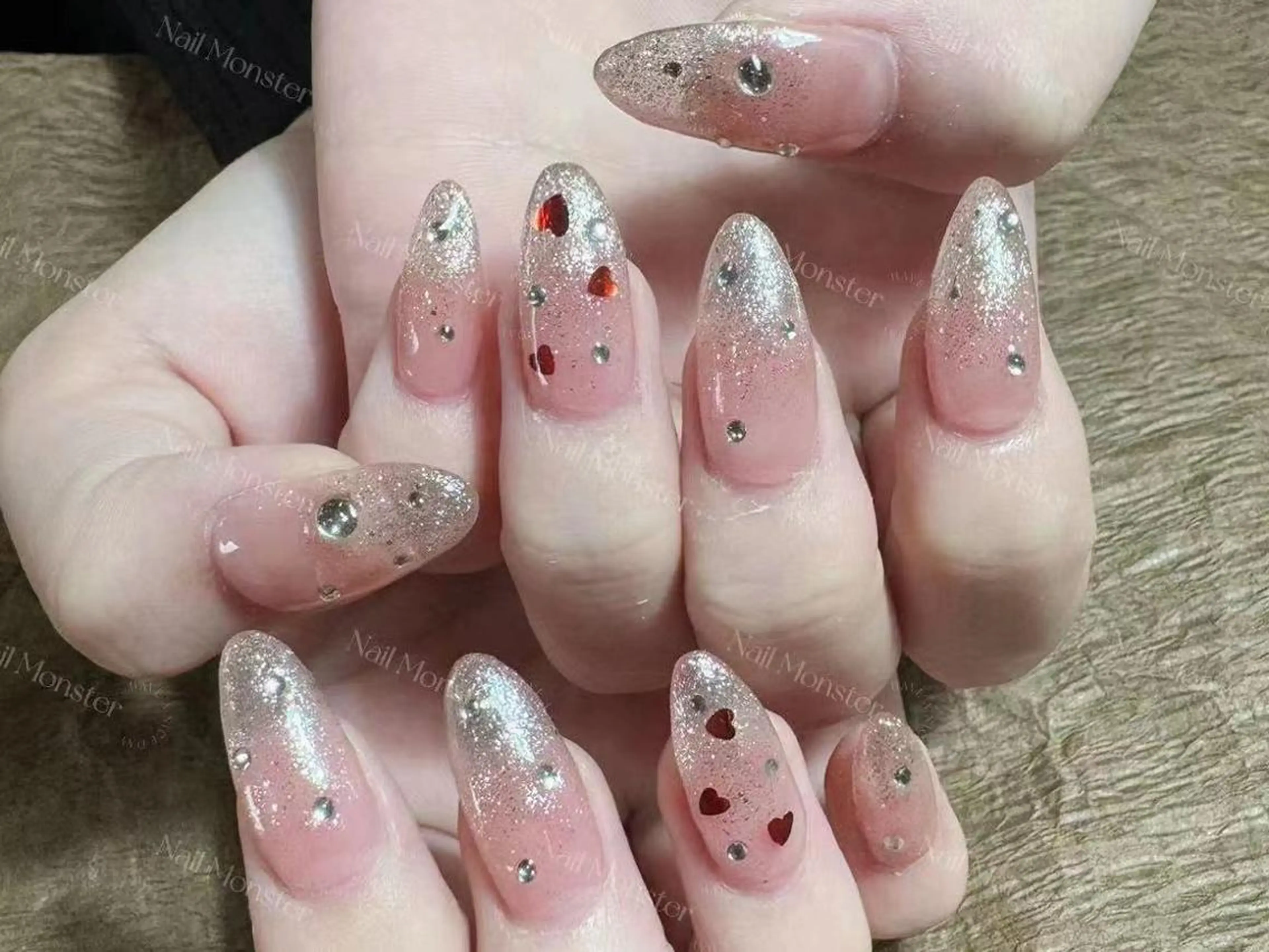 ネイル yu ri 🌹のネイルデザイン