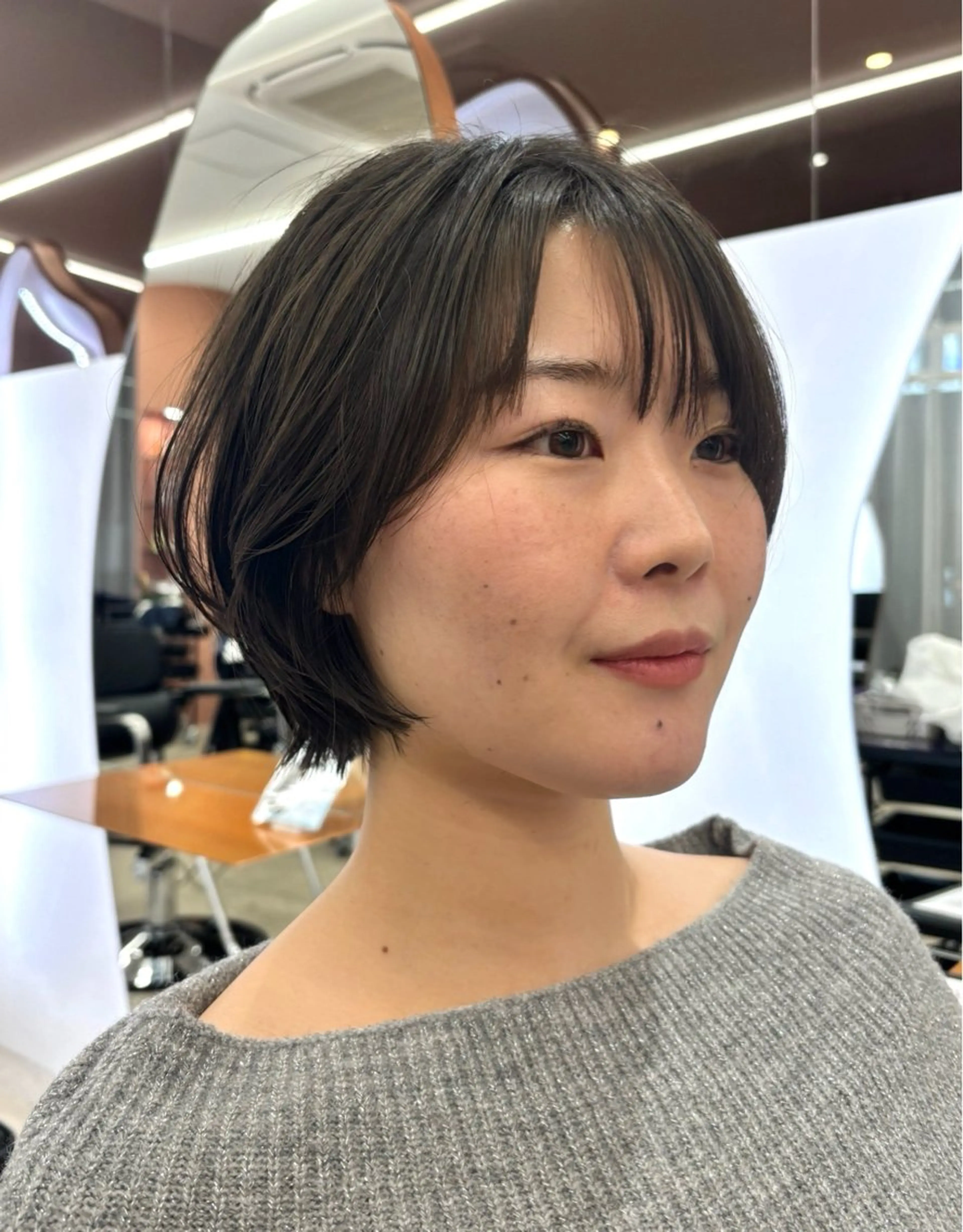 ショート ショートボブ ボブ ショートヘア レイヤーカット 西宮北口/みなみのヘアスタイル