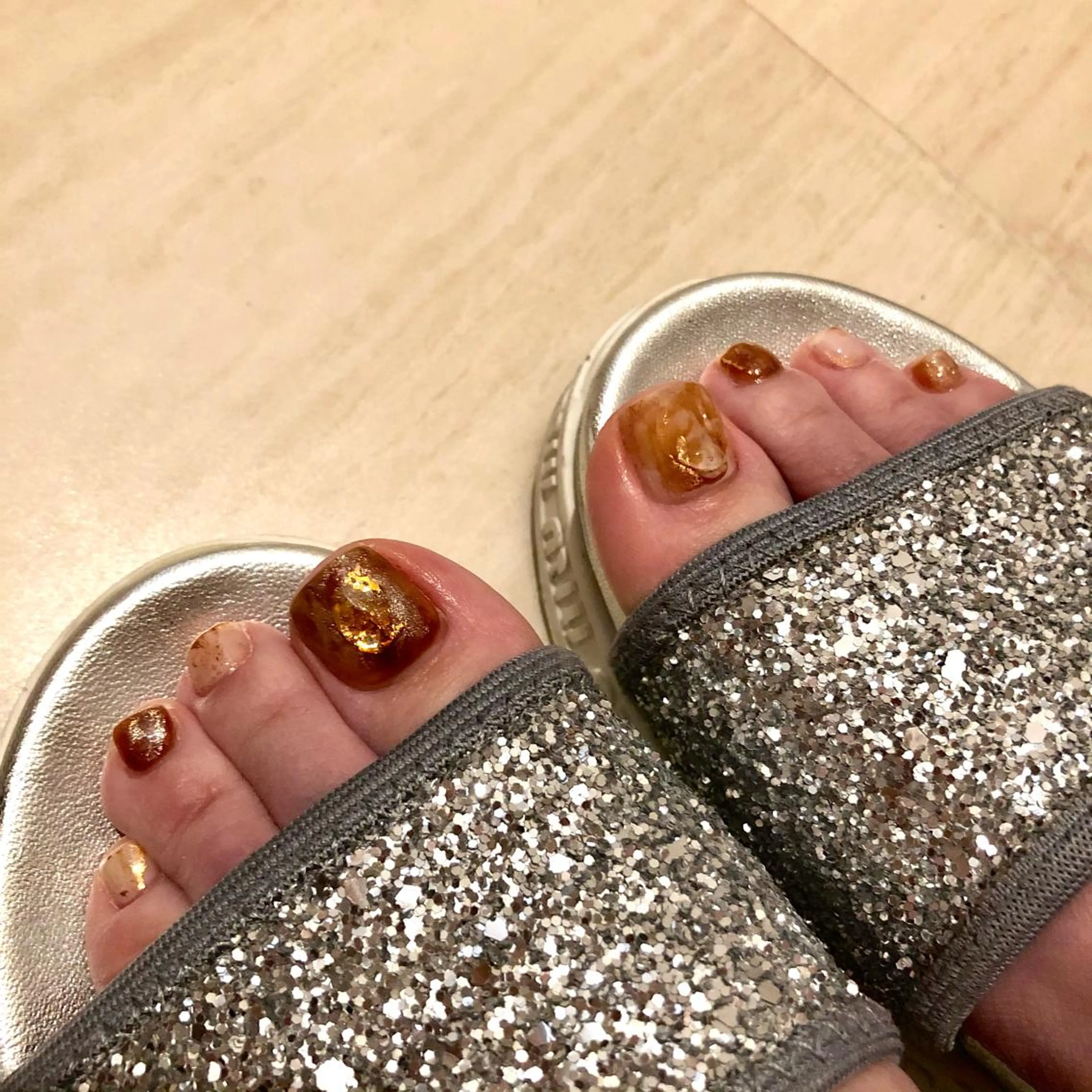 ネイル 黒葛原 めぐみのネイルデザイン