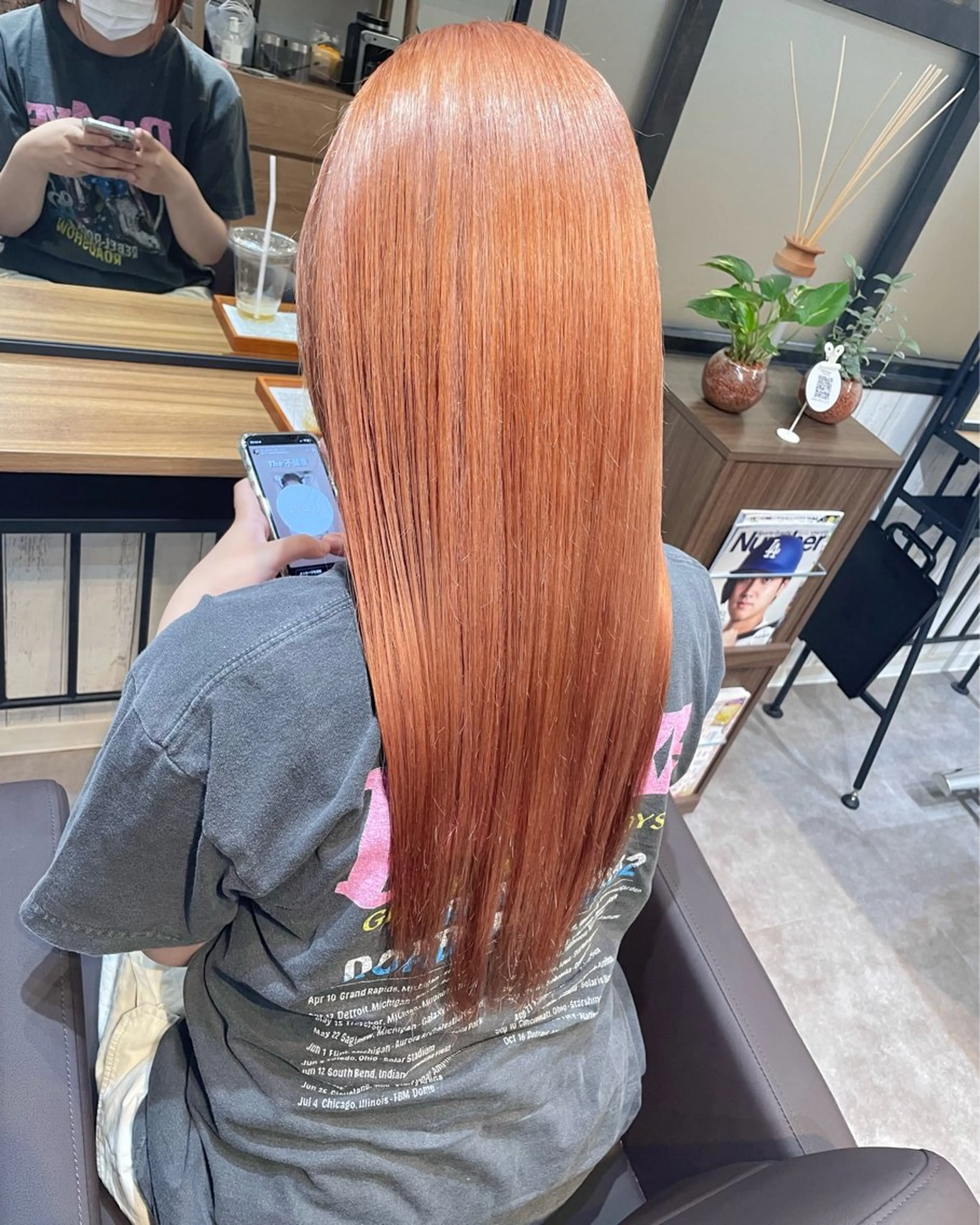 ロング カット ヘアカラー ブリーチ特化🎖️ピ ンクカラー高橋さやかのヘアスタイル