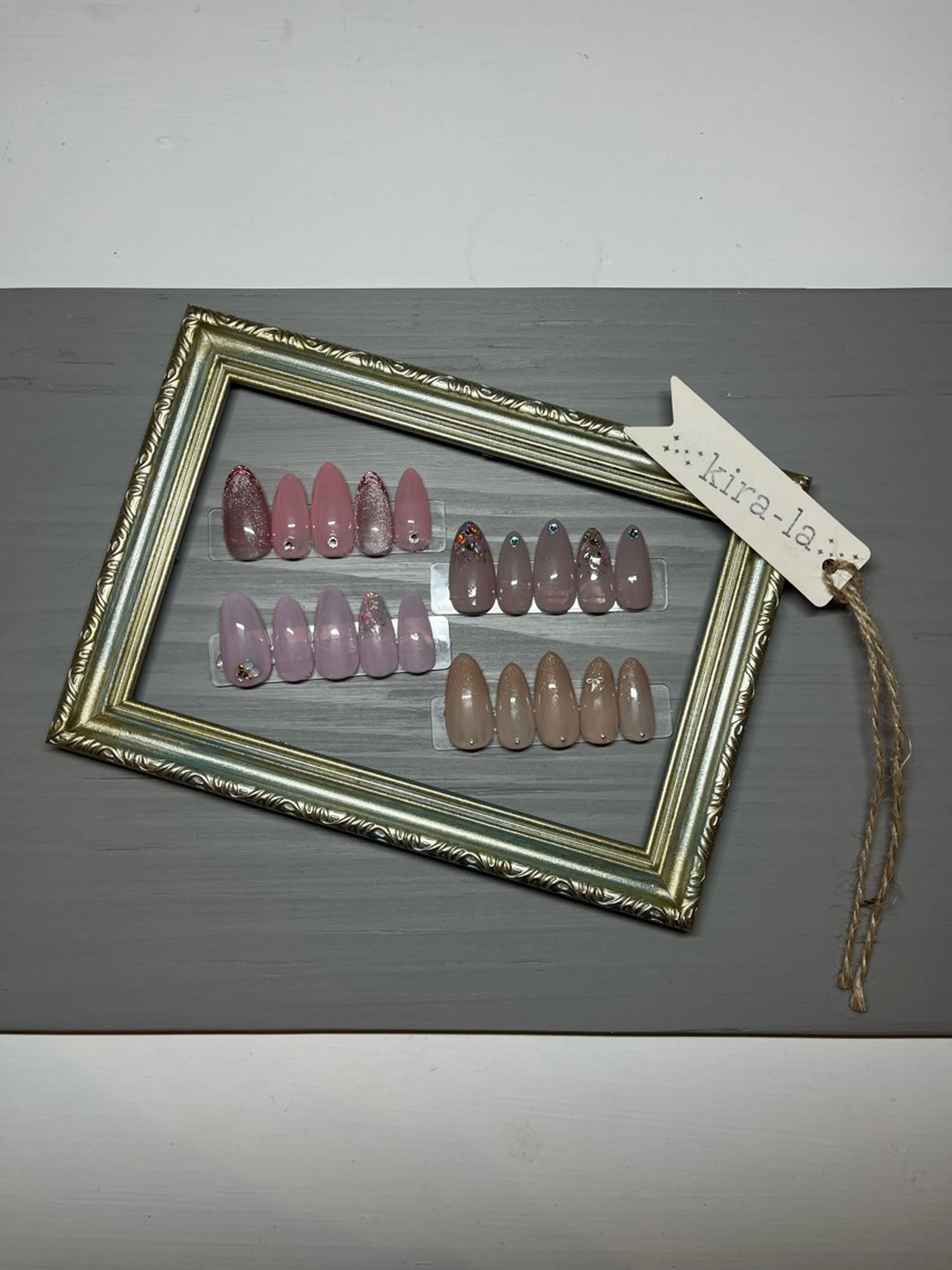 ネイル ジェルネイル ラメ(グリッター) シンプルネイル ストーンネイル kira-la キララ･:*..のネイルデザイン