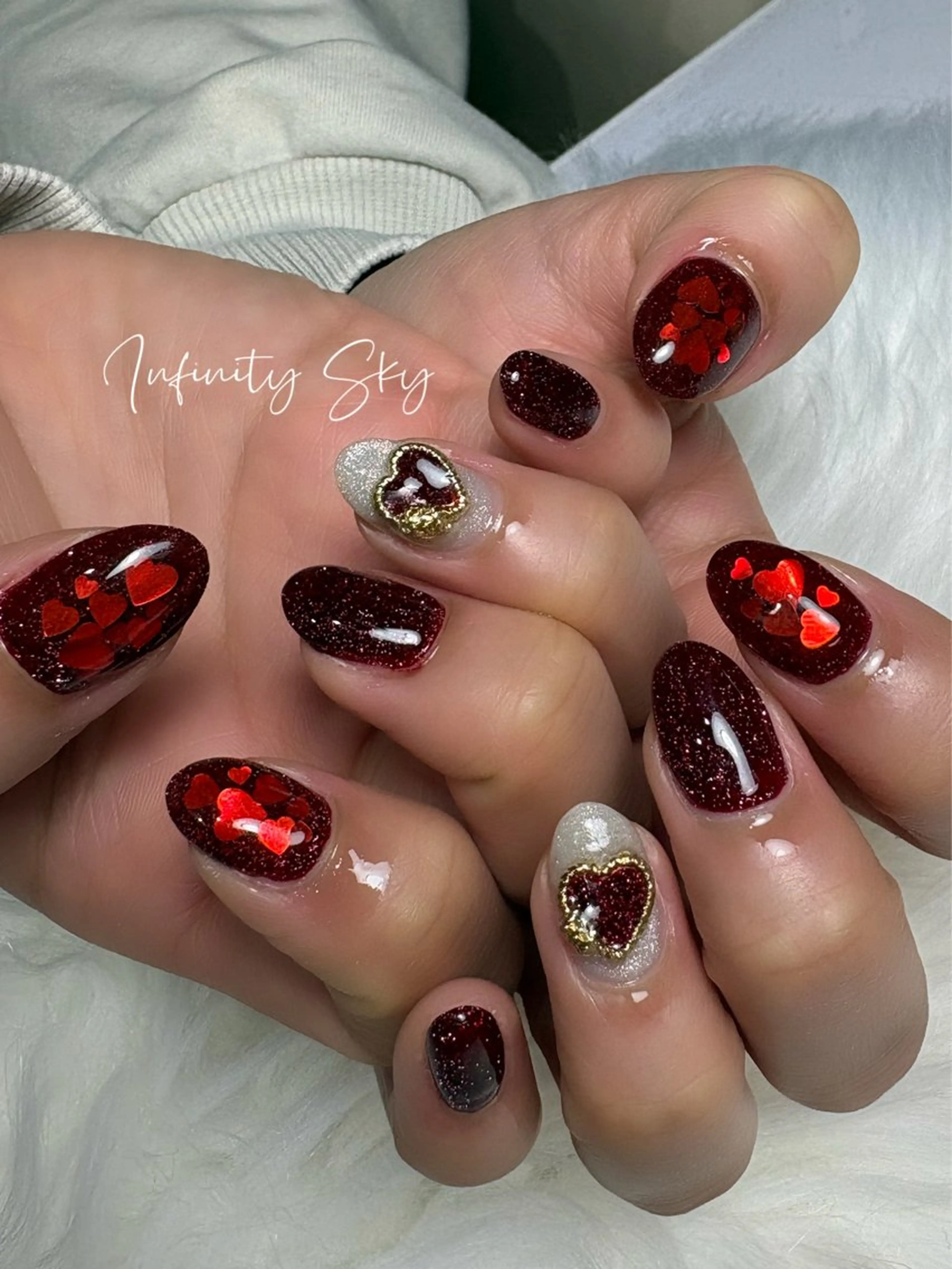ネイル バレンタイン infinity skyのネイルデザイン