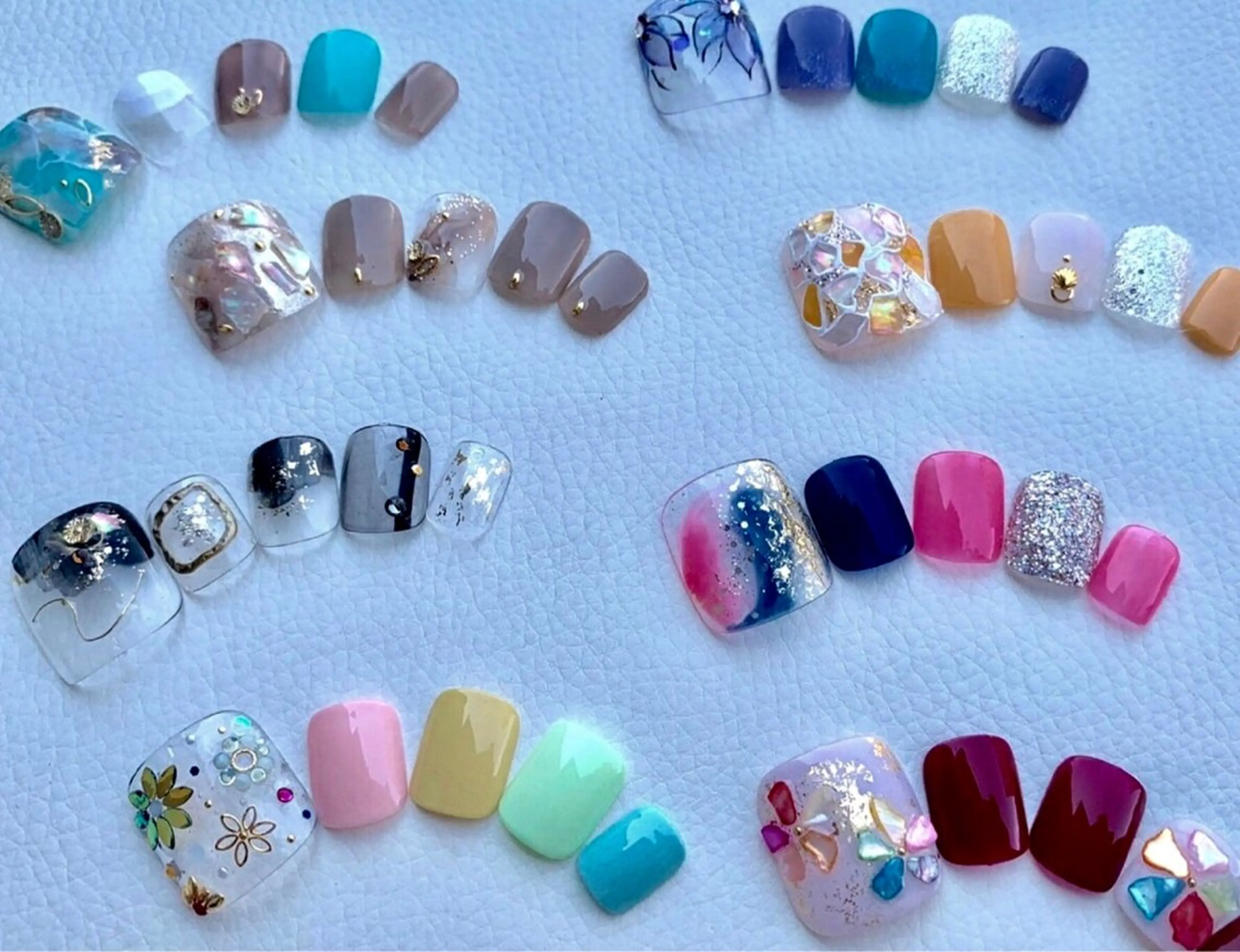 ネイル アートネイル マグネットネイル ミラーネイル シンプルネイル フットネイル enju0422所属・谷口 雪のネイルデザイン