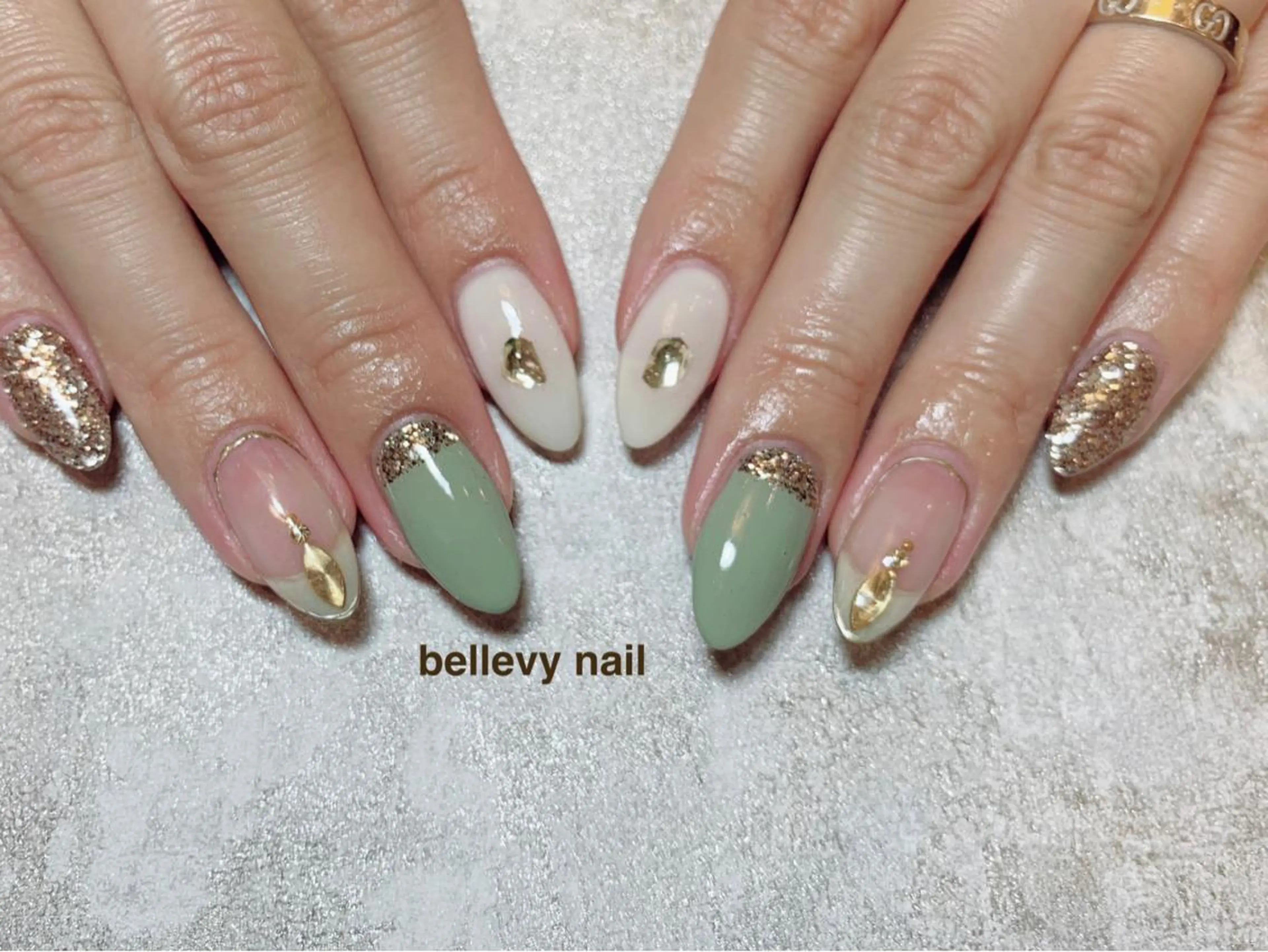 ネイル bellevy所属・藤原 はずきのネイルデザイン