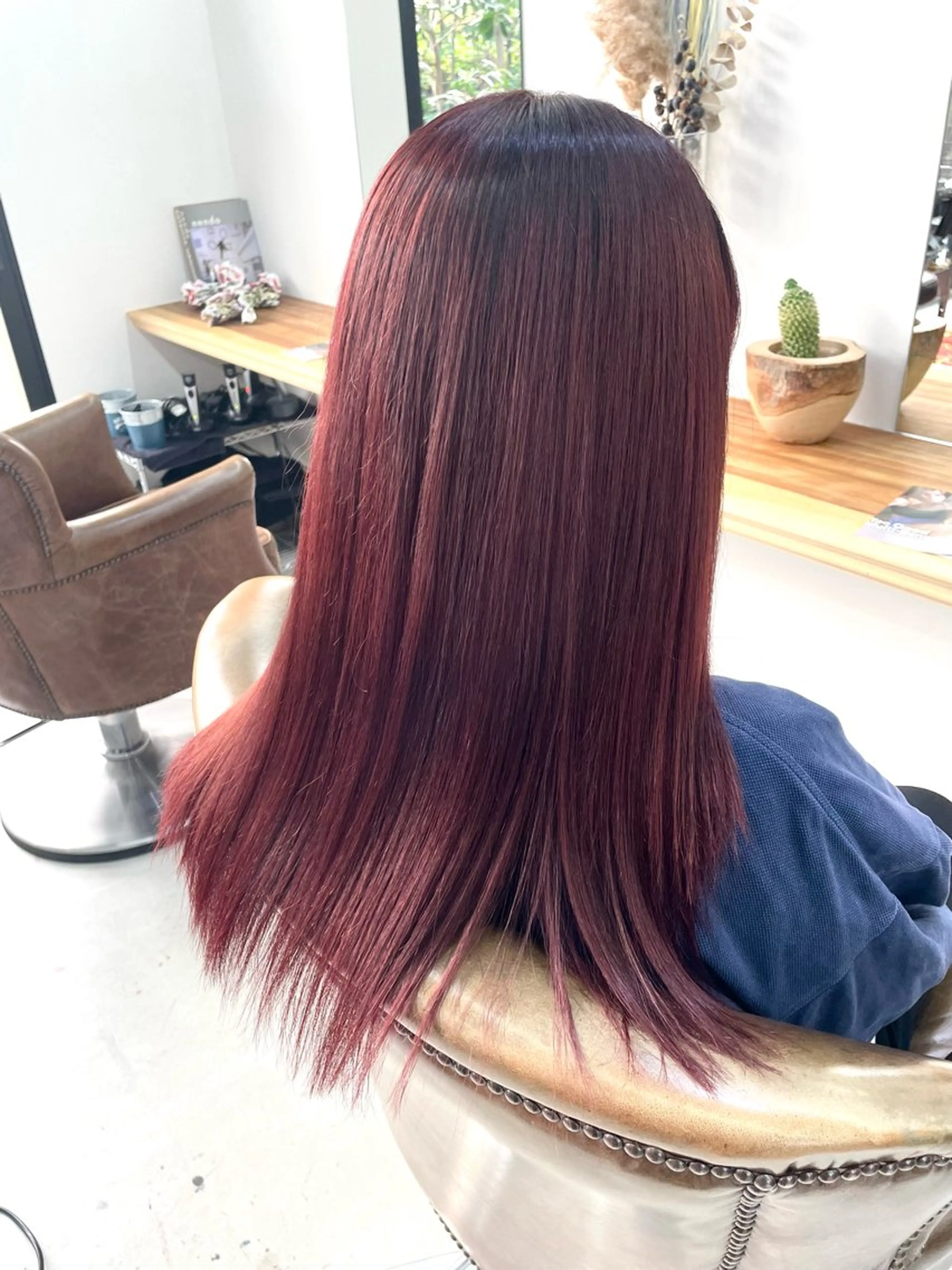 ロング カラー 透明感カラー レッドカラー カット ヘアカラー 慎太朗/パーマ/ボブ /センターパートのヘアスタイル