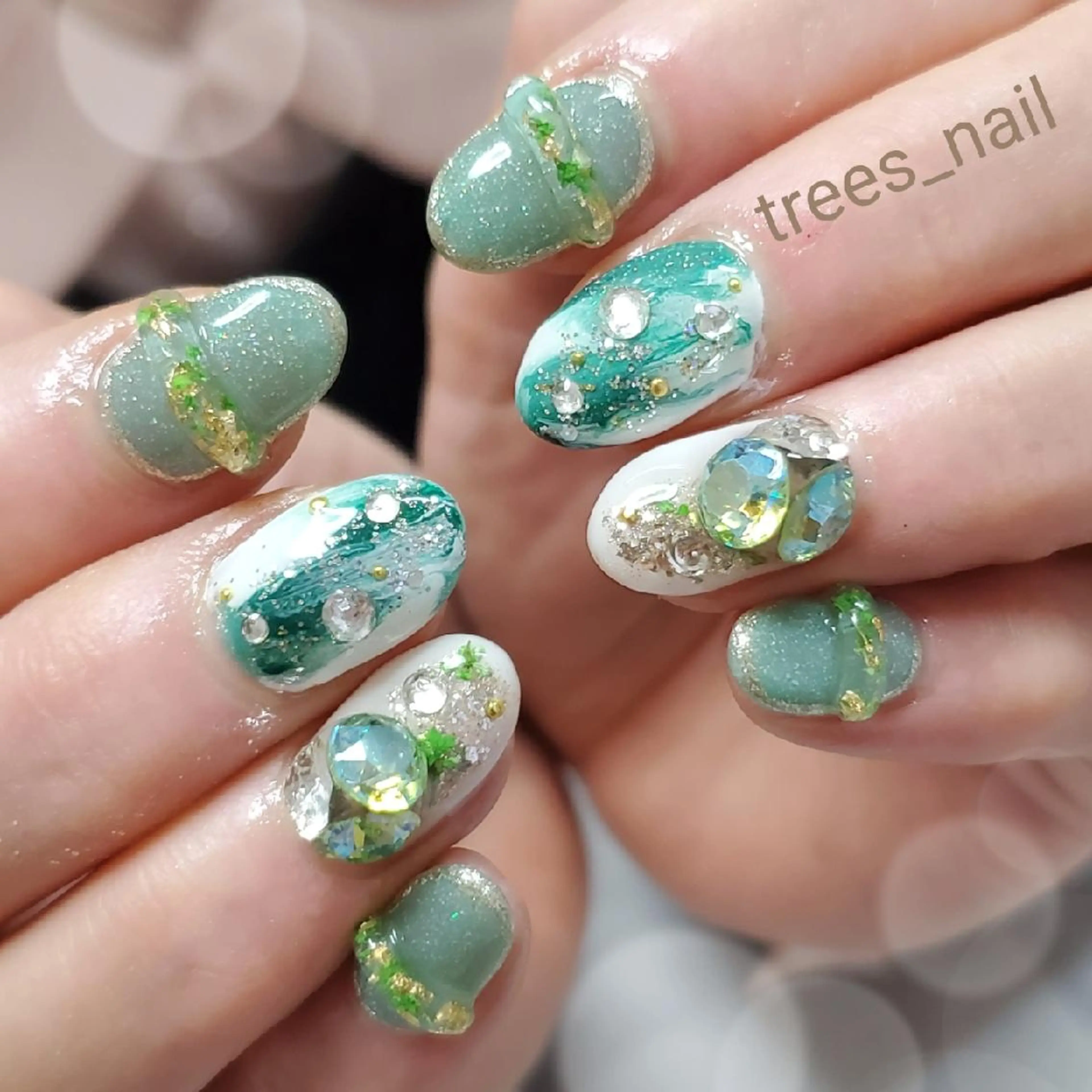 ネイル trees_ nailのネイルデザイン