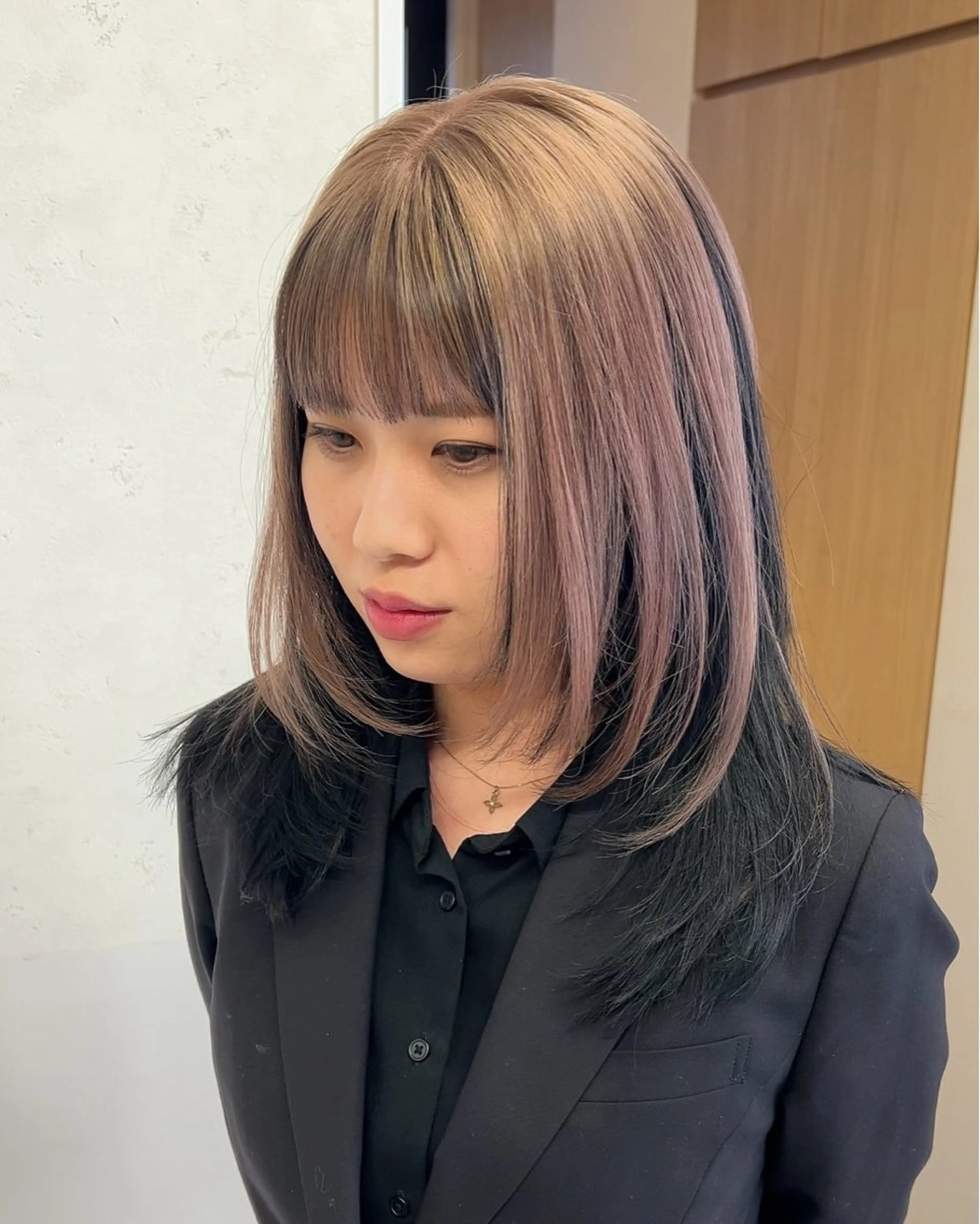 ミディアム カラー 黒髪 カット ヘアカラー トリートメント 透明感カラー/ ダブルカラー /ソラのヘアスタイル