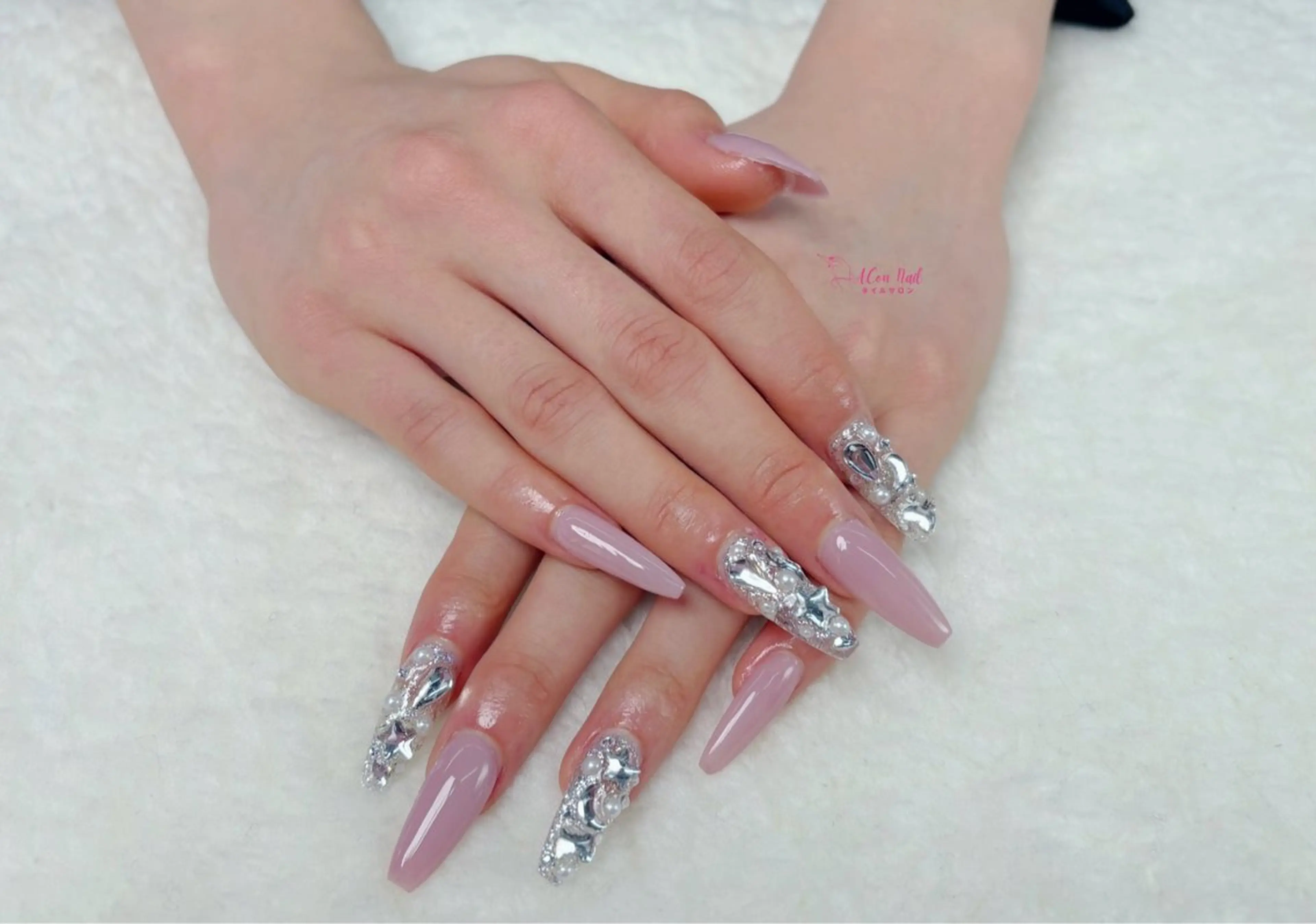 ネイル 桜ネイル 長さ出し フラワーネイル フレンチネイル ジェルネイル ハンドネイル AConNailSalon所属・ACon NailSalonのネイルデザイン
