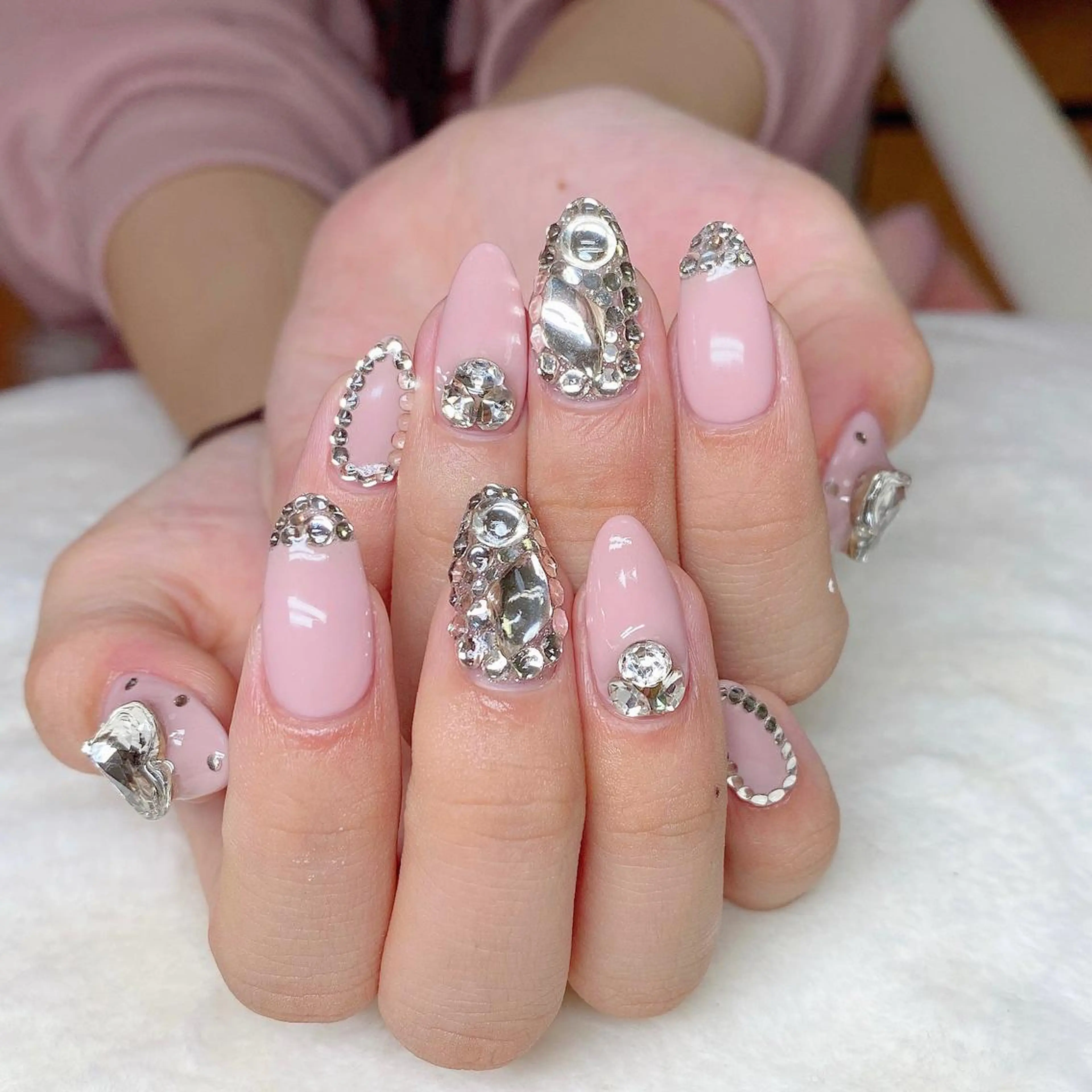 ネイル ハンドネイル ハンドケア ナユキNA.YUKI 池袋店のネイルデザイン