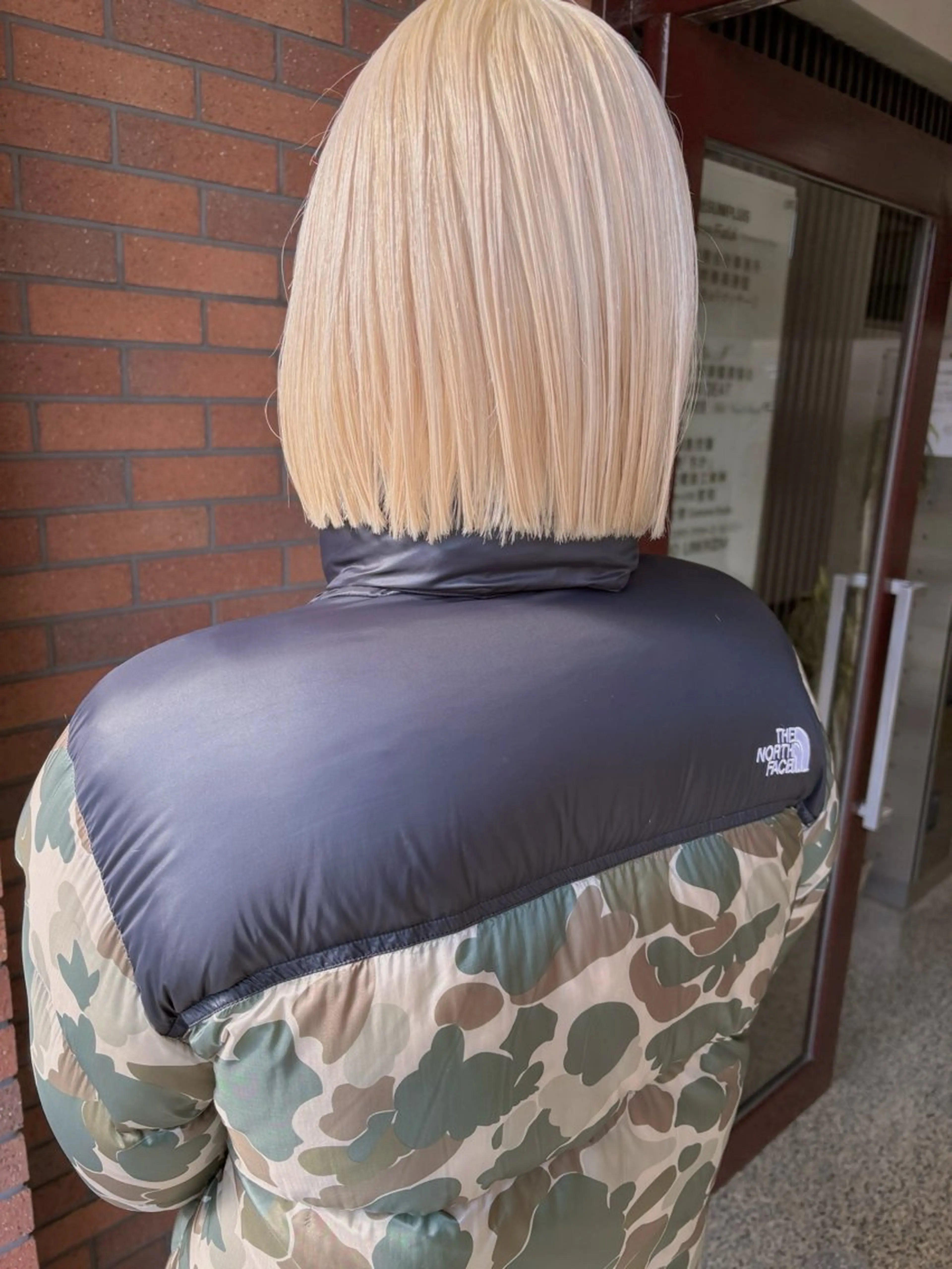 ショート カラー ヘアアレンジ 抜きっぱなしブロンド ブロンド カット ヘアカラー 広島/ボブ/レイヤー 🌿‬wakabaのヘアスタイル