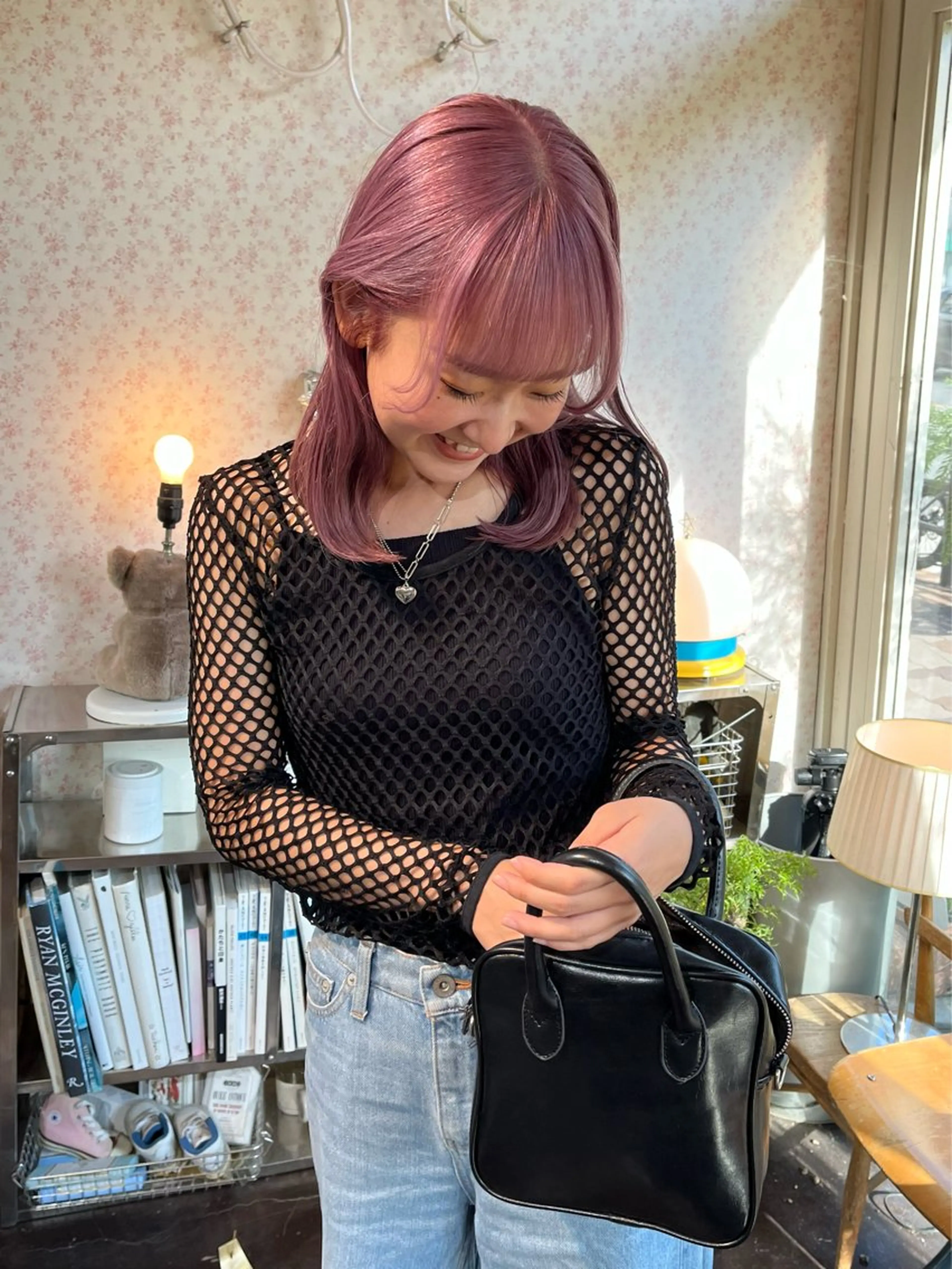 ミディアム カット ヘアカラー トリートメント iru所属・レイヤーカット/ ハイトーン/mikiのヘアスタイル