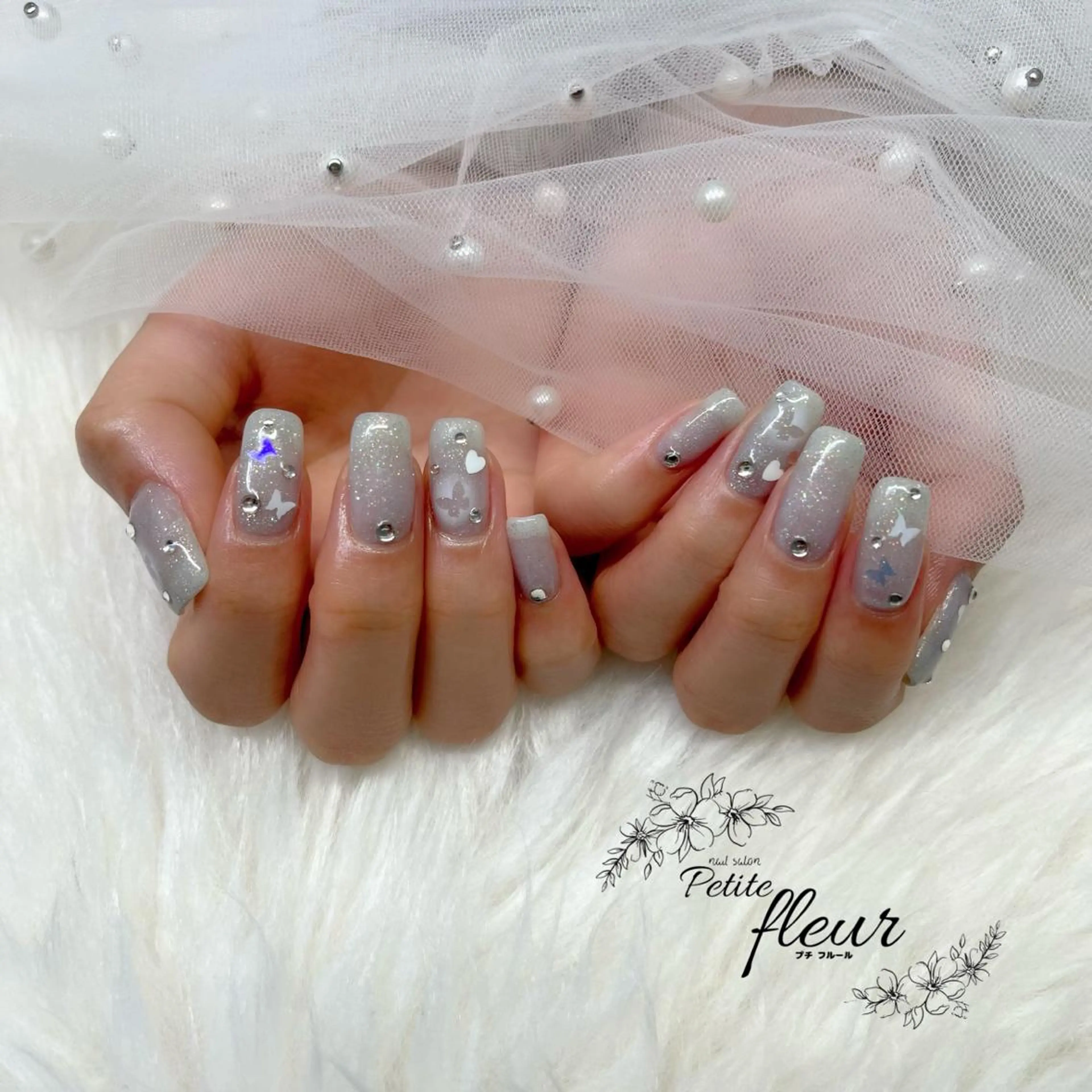 ネイル ラメ(グリッター) ❁⃘*。Petite fleur❁⃘*りさのネイルデザイン
