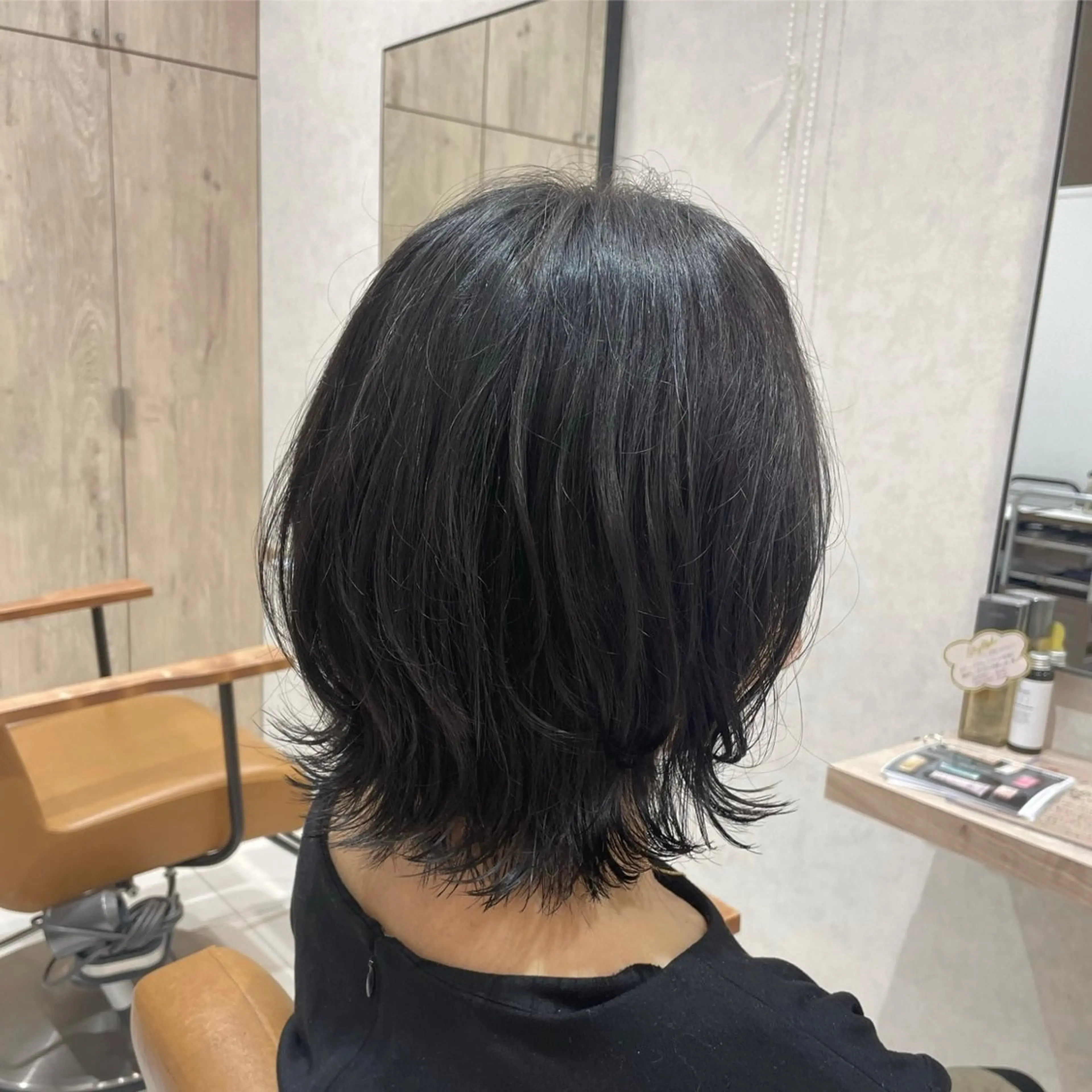 ミディアム カラー くびれヘア 海老名で韓国風 HANA🌷のヘアスタイル