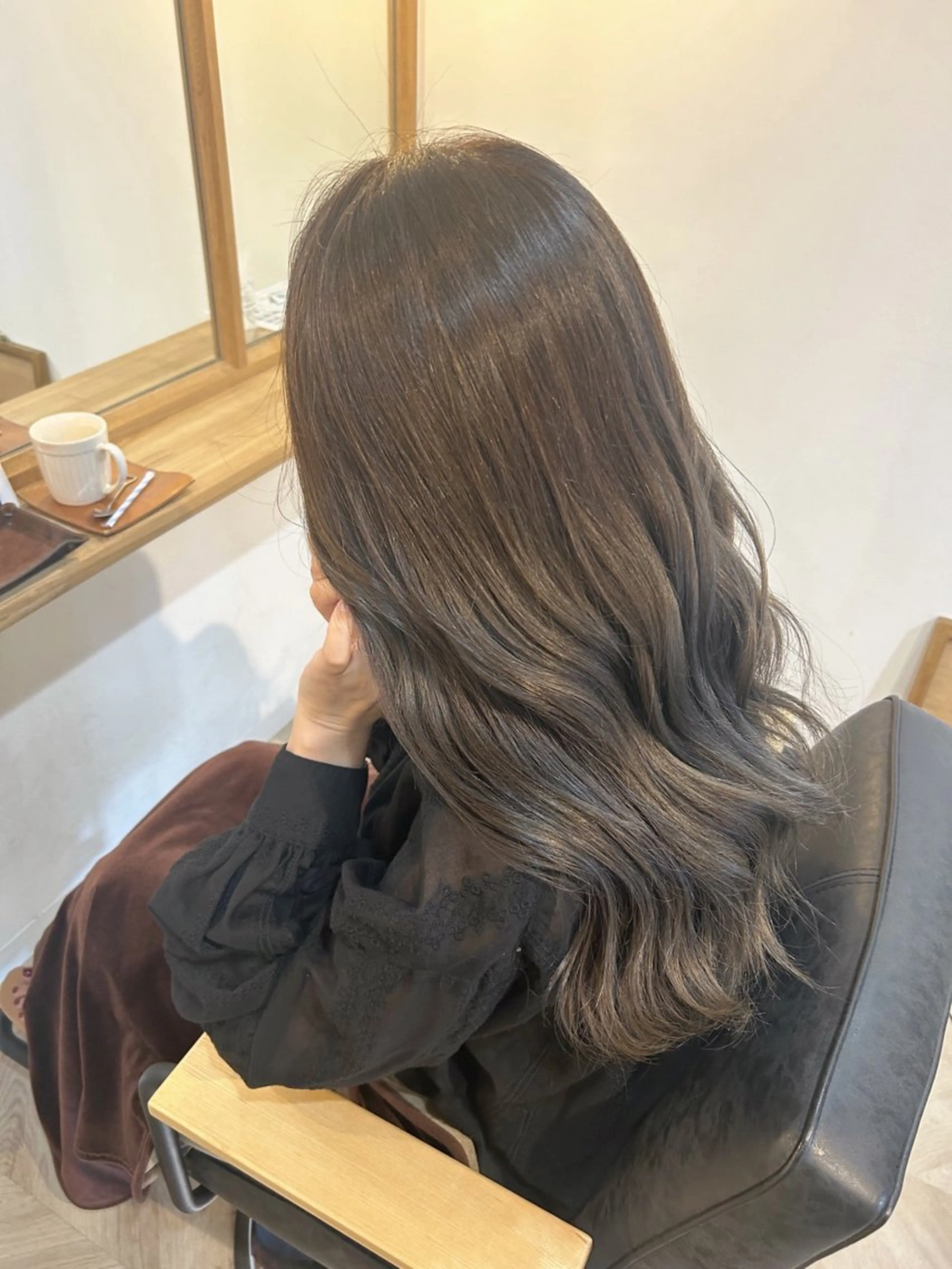 ロング PACE所属・ayumi ／透明感カラーのヘアスタイル