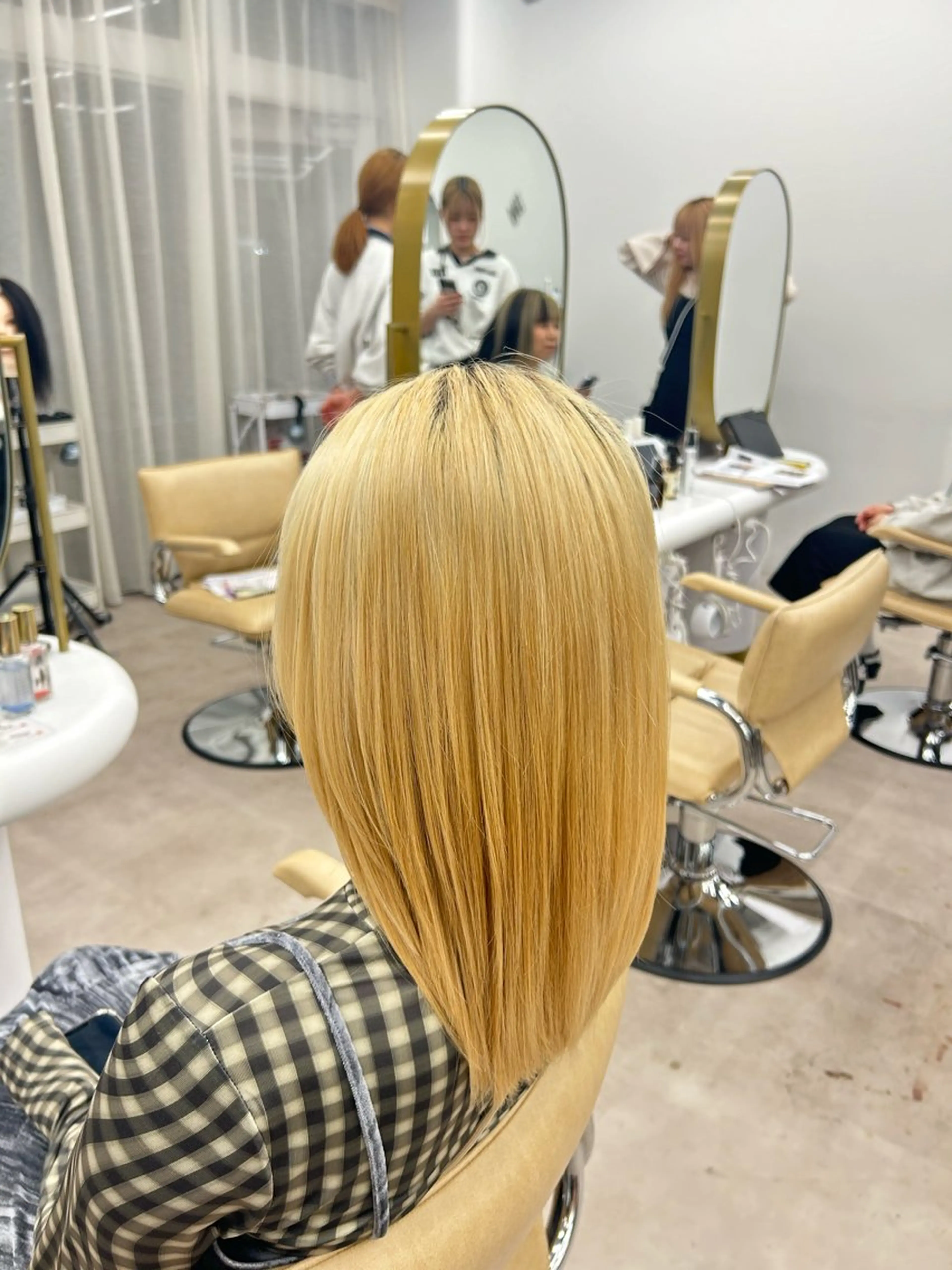 トリートメント ハイトーン/くすみ カラー seina★のヘアスタイル