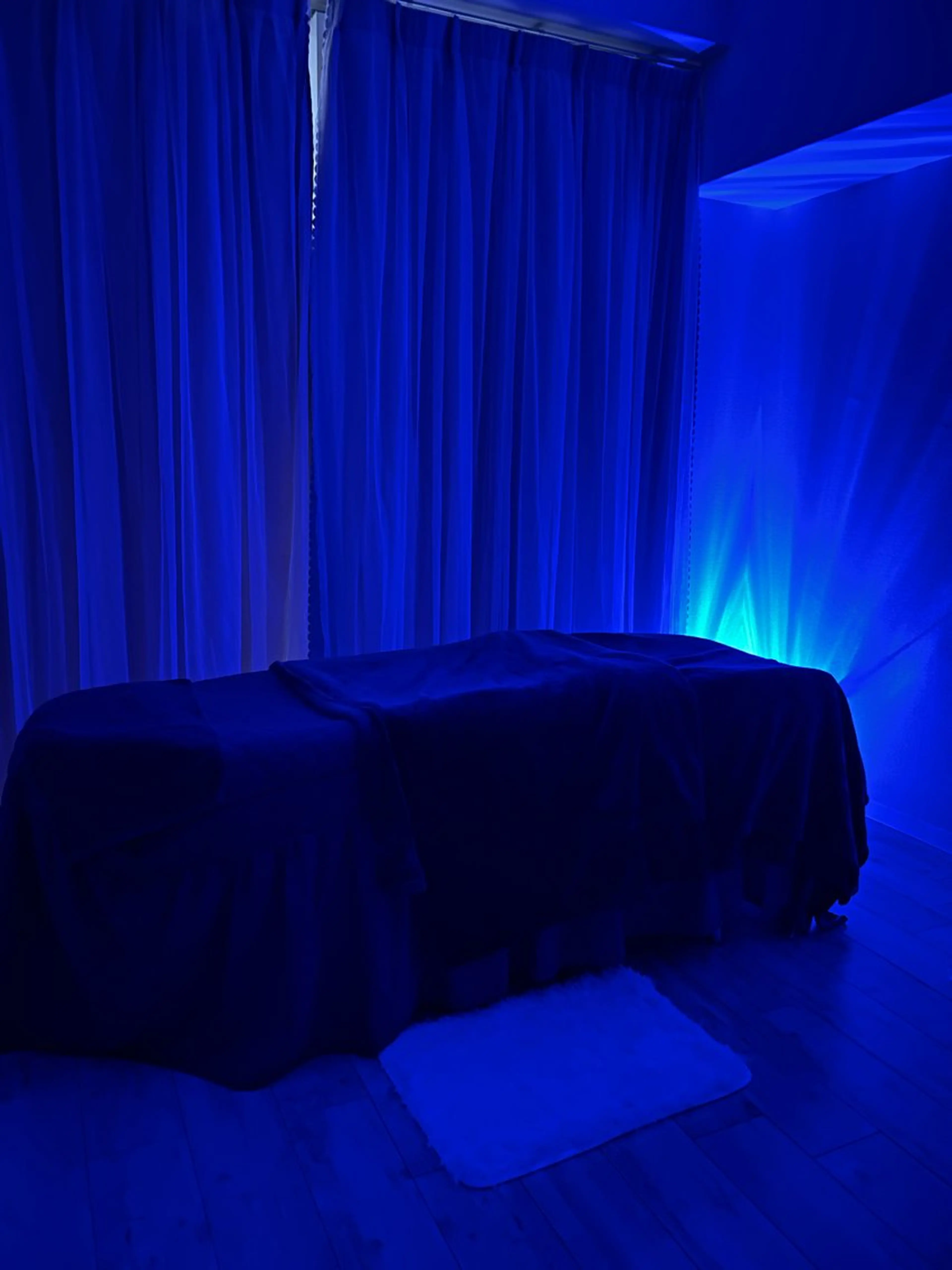 肌質改善・小顔サロン 20代店長RINNAのエステ・リラクイメージ