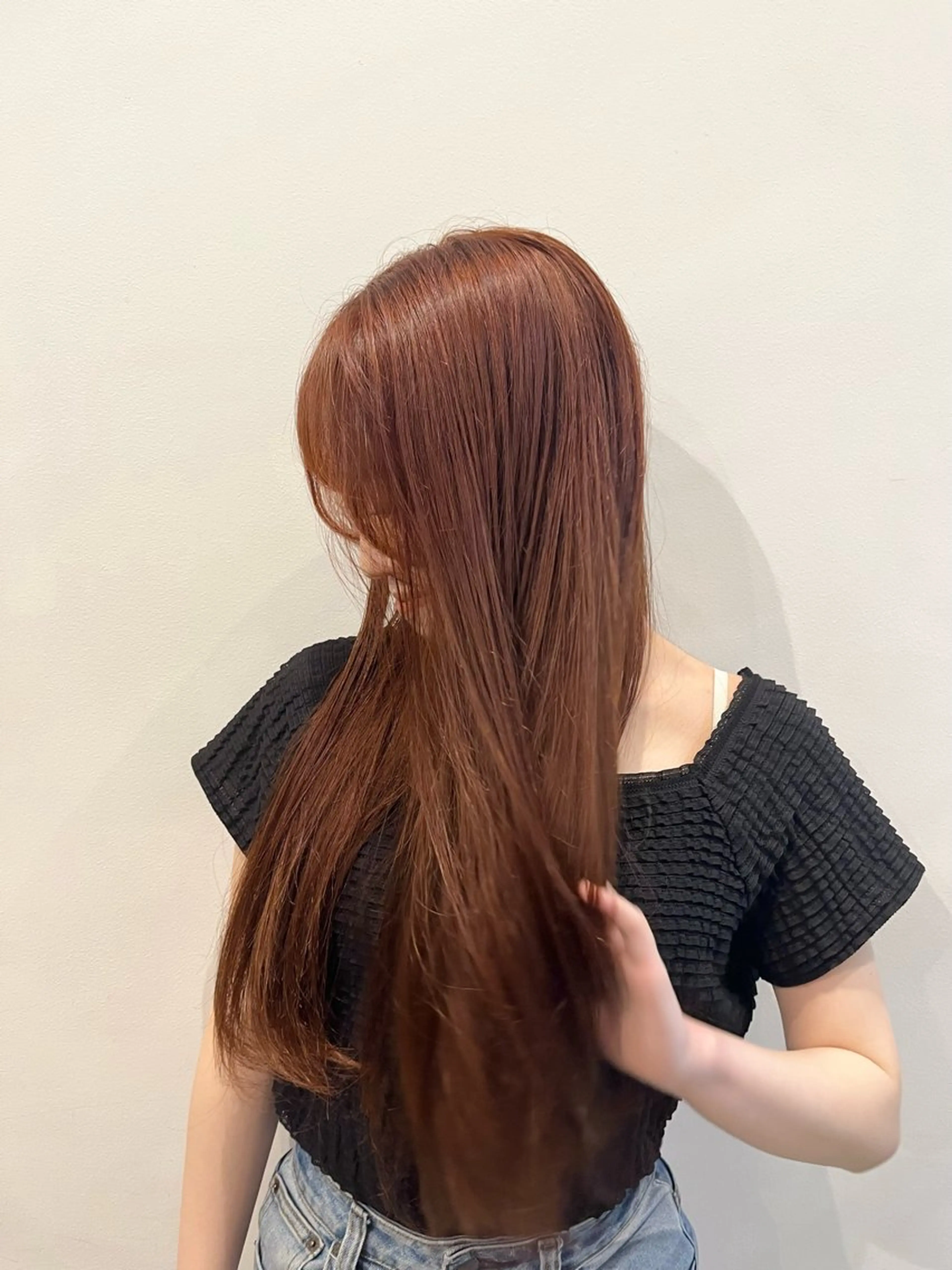 カラー ブリーチ ブリーチなしカラー レイヤーカット🦢 sayaのヘアスタイル