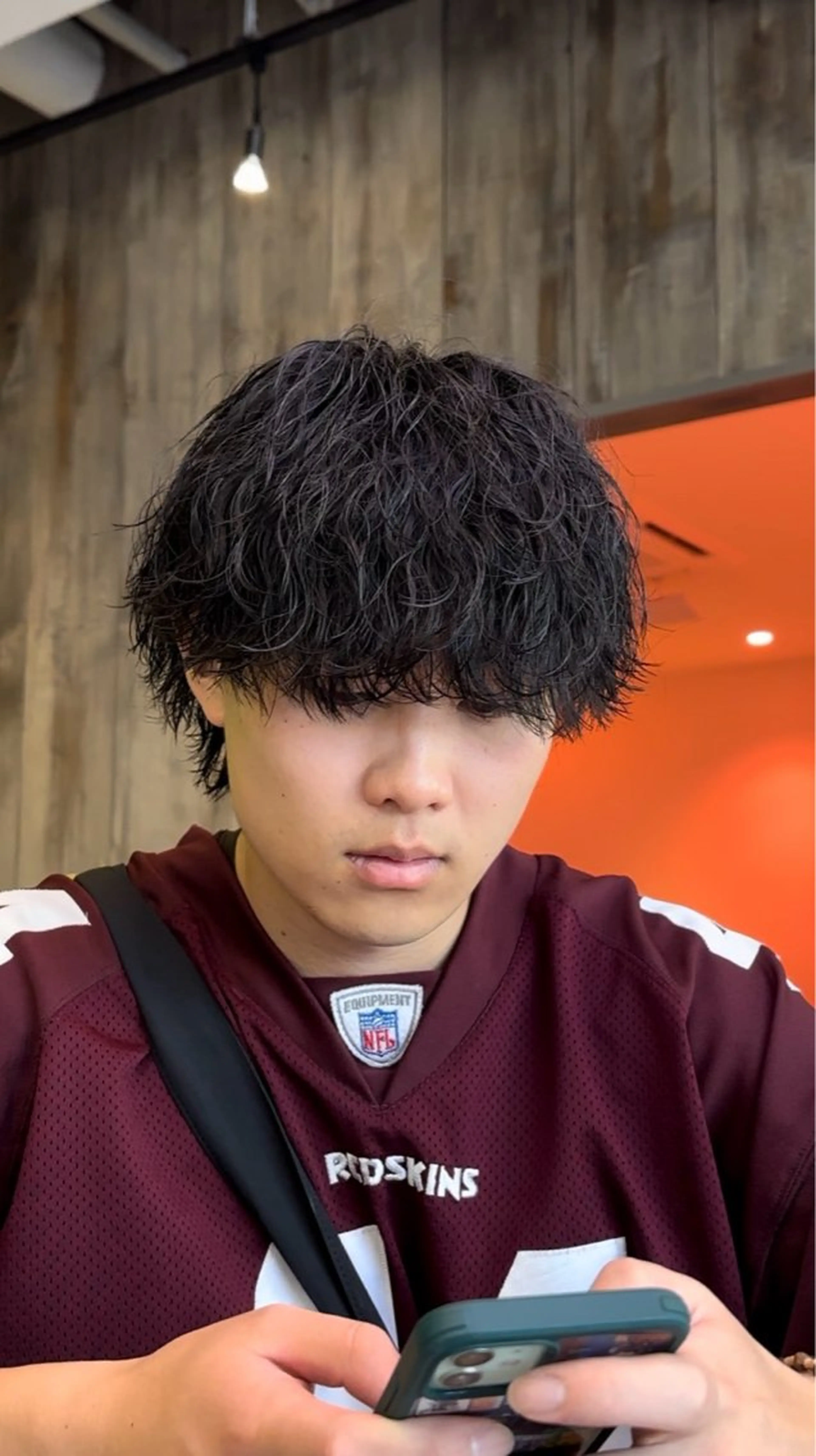 ショート パーマ メンズ カット パーマ トリートメント 縦落ちパーマ 西條真治のヘアスタイル