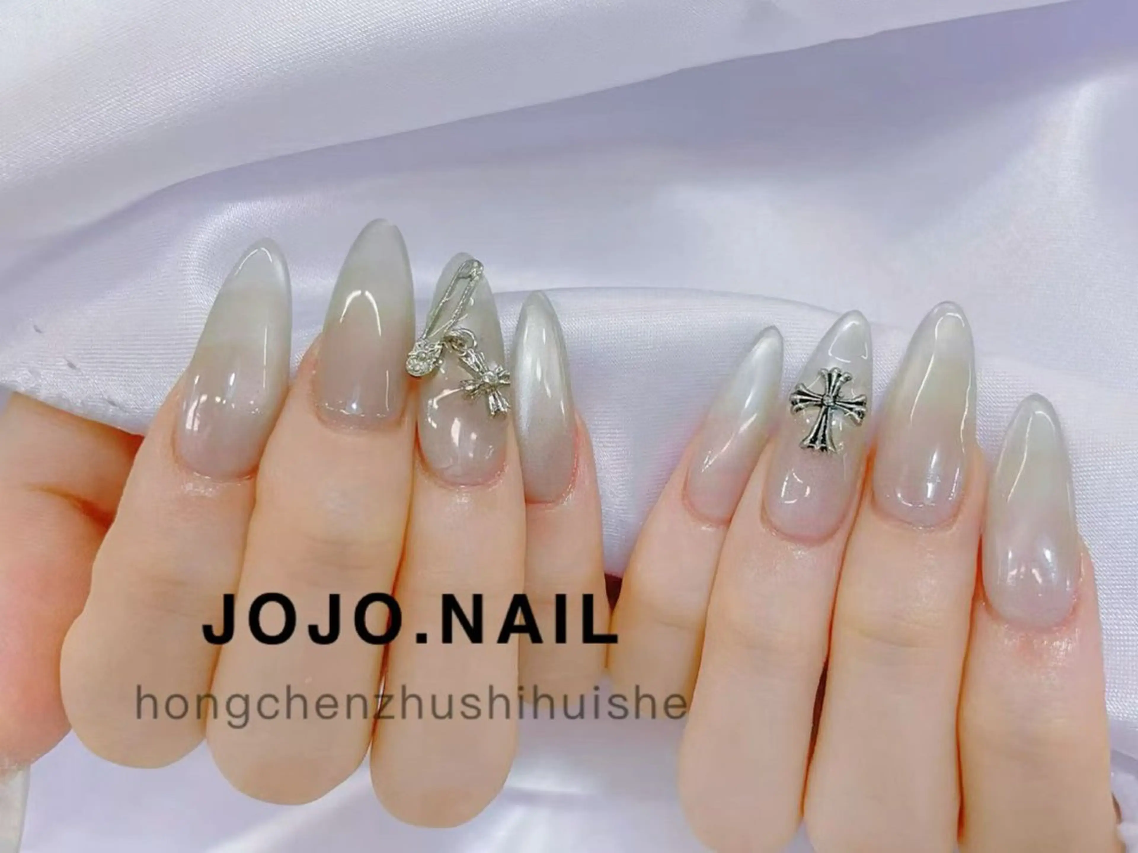 ネイル 申 善喜のネイルデザイン