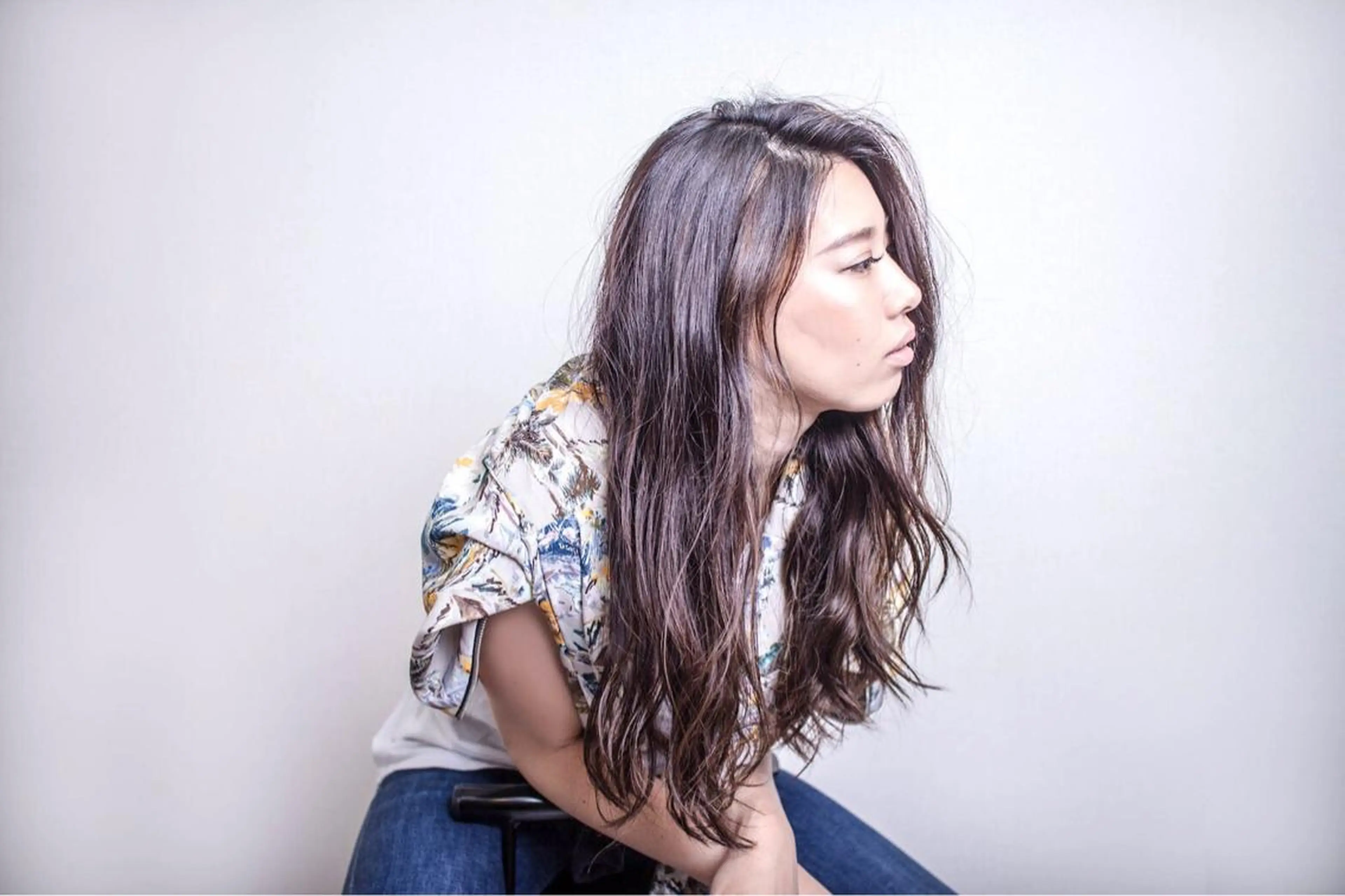 ロング パーマ ハイライト 平川 友希子のヘアスタイル