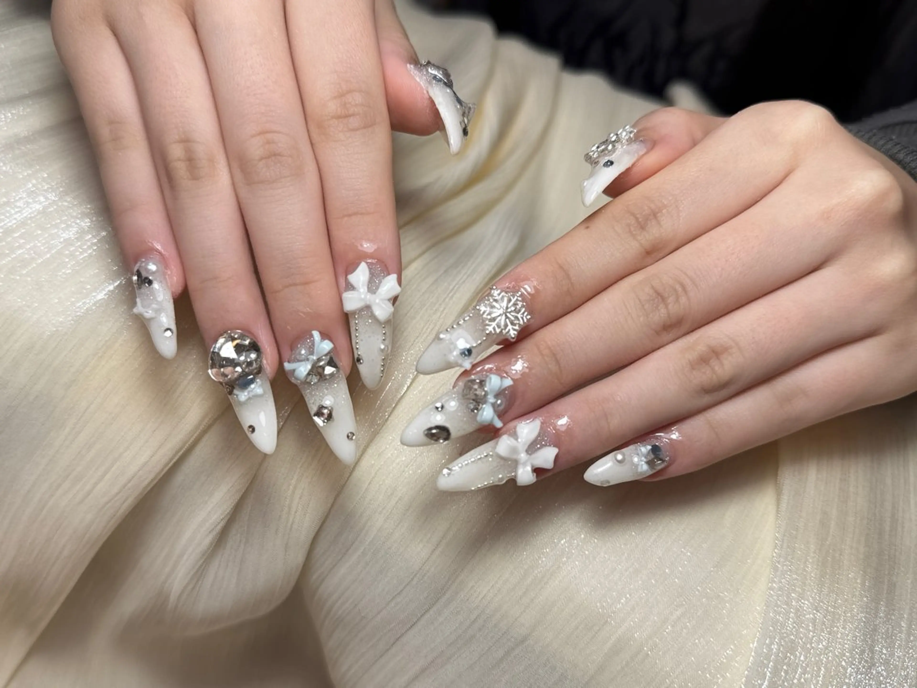 ネイル ハンドネイル ハンドケア DEMAIN- ERIのネイルデザイン