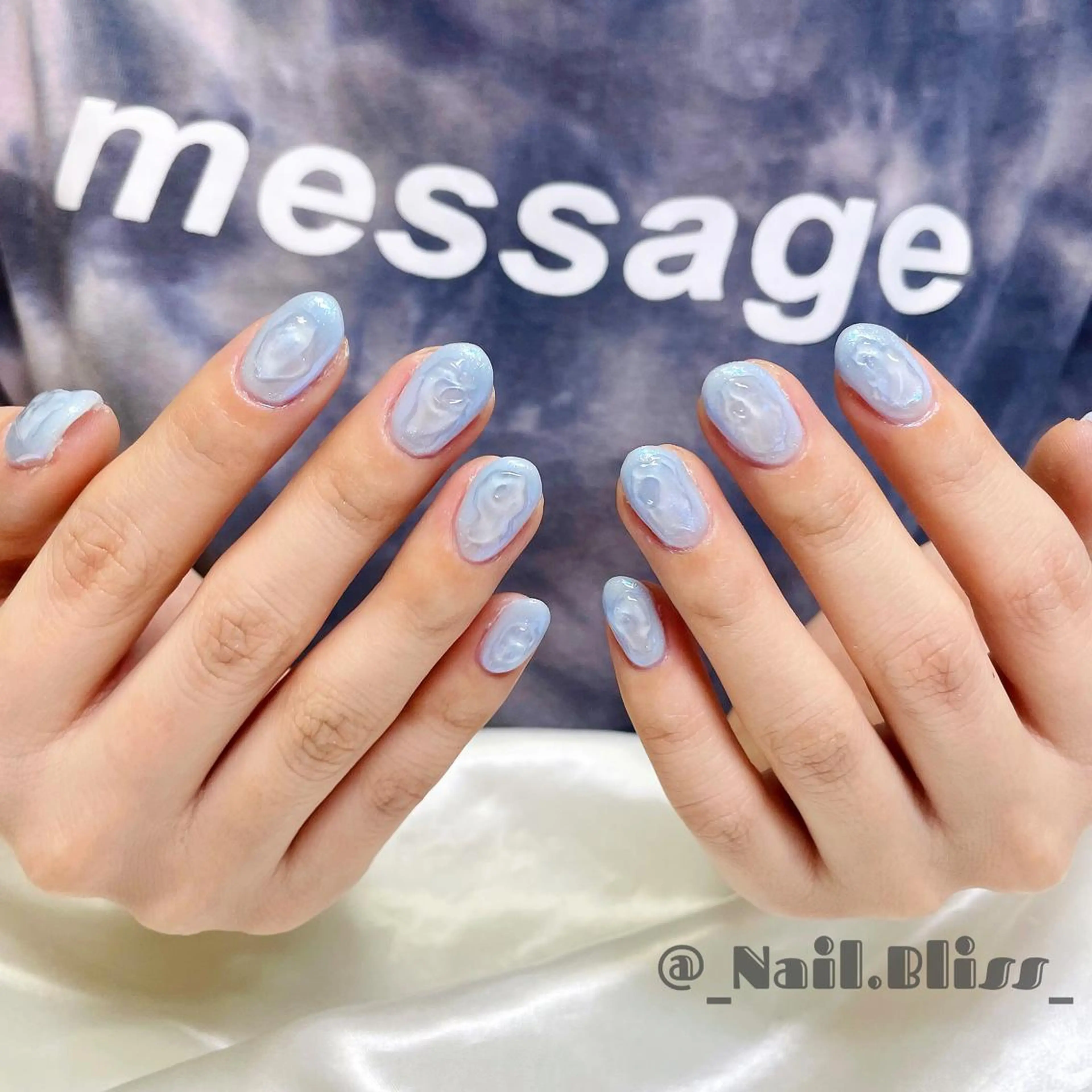 ネイル オーロラネイル ぷっくりネイル ハンドネイル NAIL BLISSのネイルデザイン