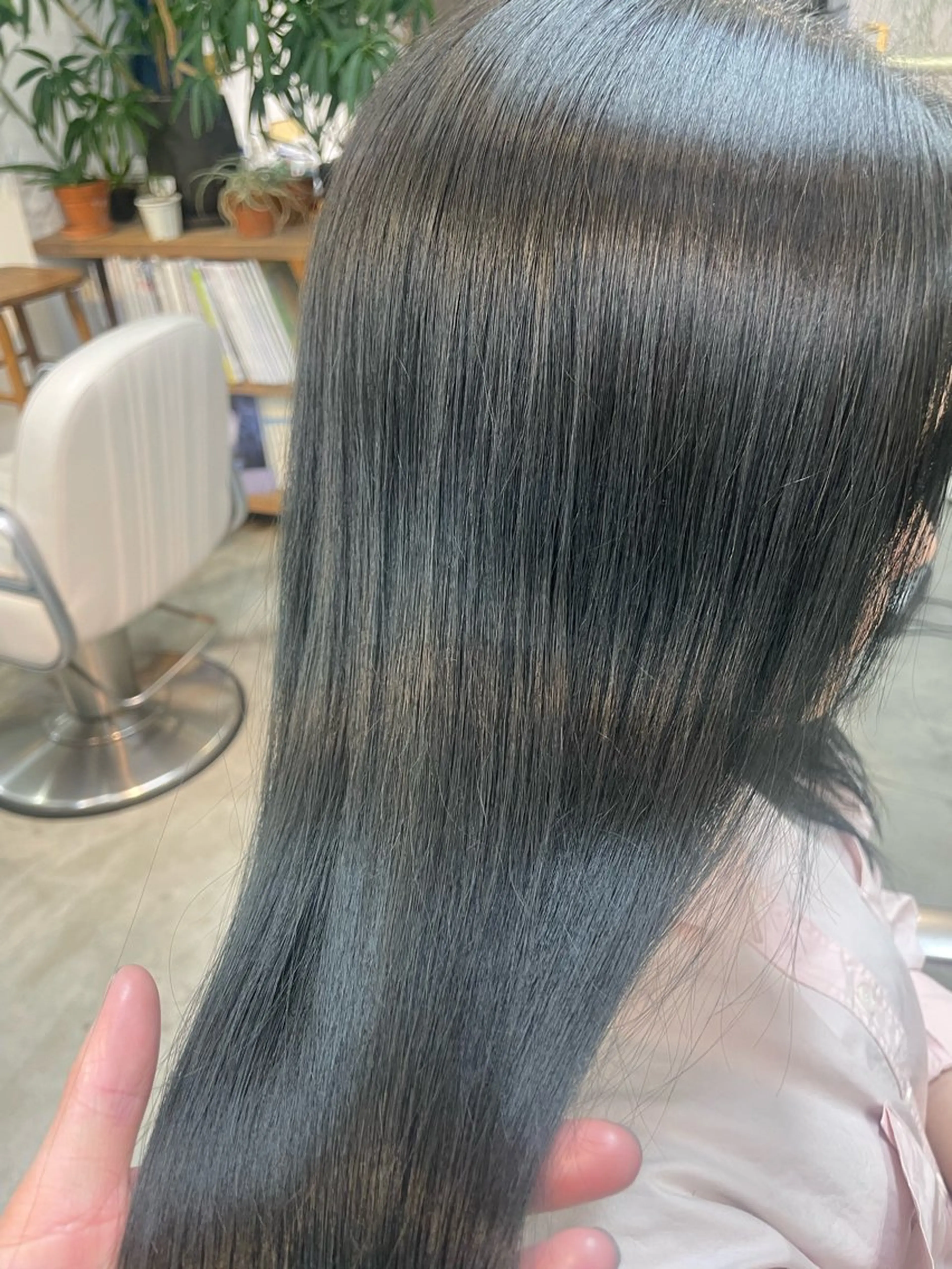 ロング カラー traffic🦋 佐藤由依子のヘアスタイル