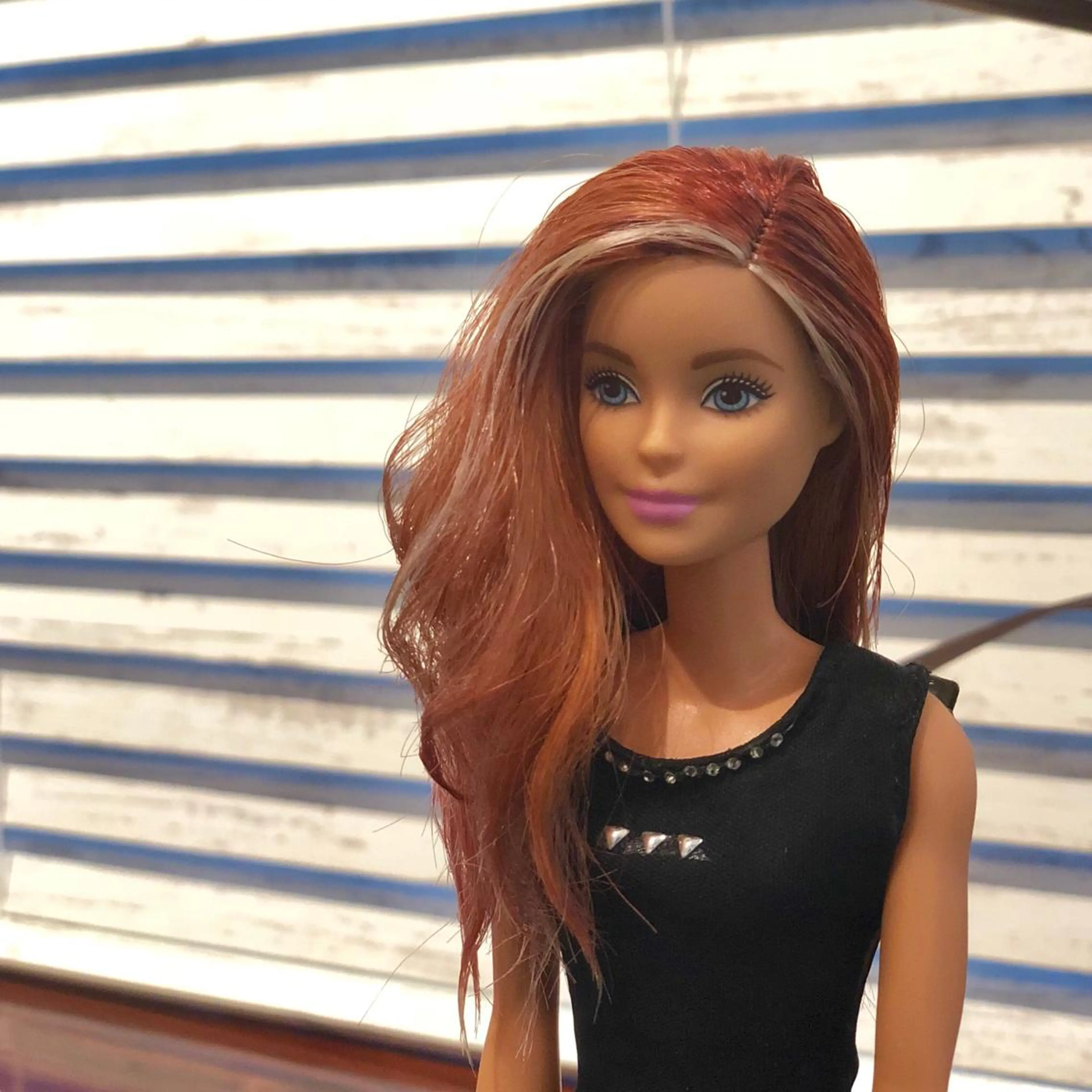 ロング カラー ブロンド ブラウンカラー ハイライトカラー ハイライト lasPAVILION-ラスパビリオン-所属・las PAVILIONのヘアスタイル