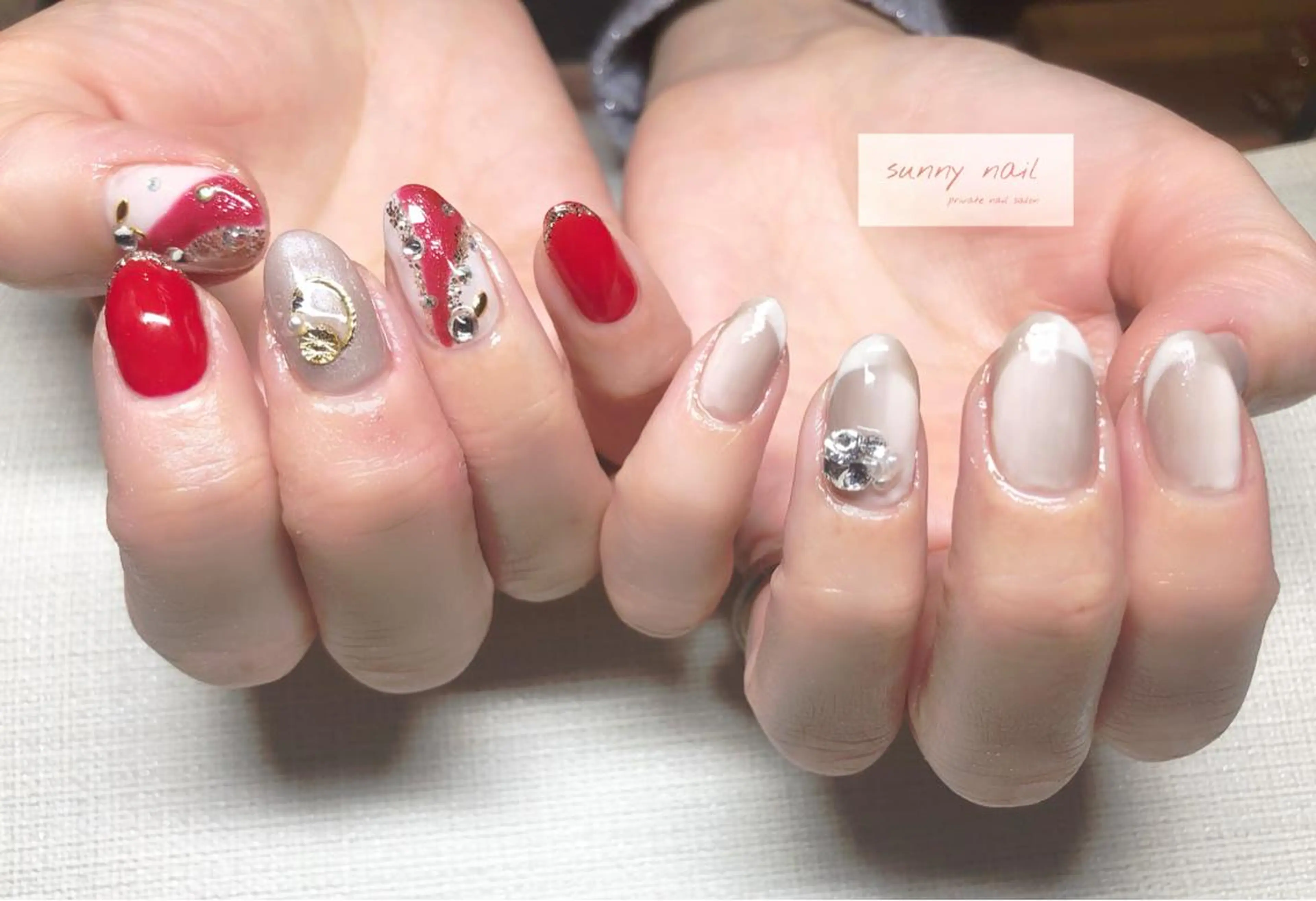 ネイル アートネイル フレンチネイル ジェルネイル キラキラネイル おそろいネイル sunny nailのネイルデザイン