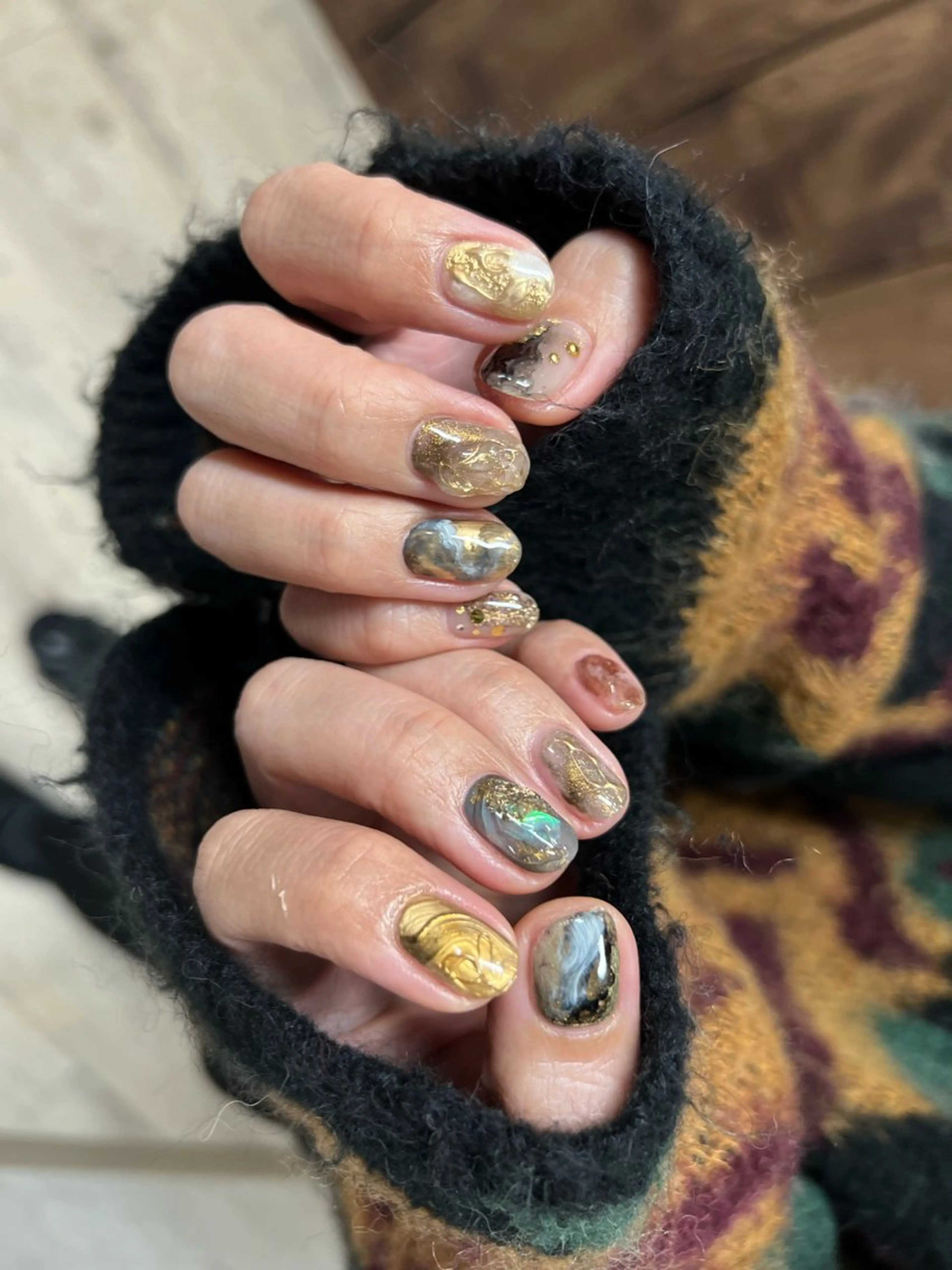 ネイル ハンドネイル フットネイル U'i ｳｲのネイルデザイン