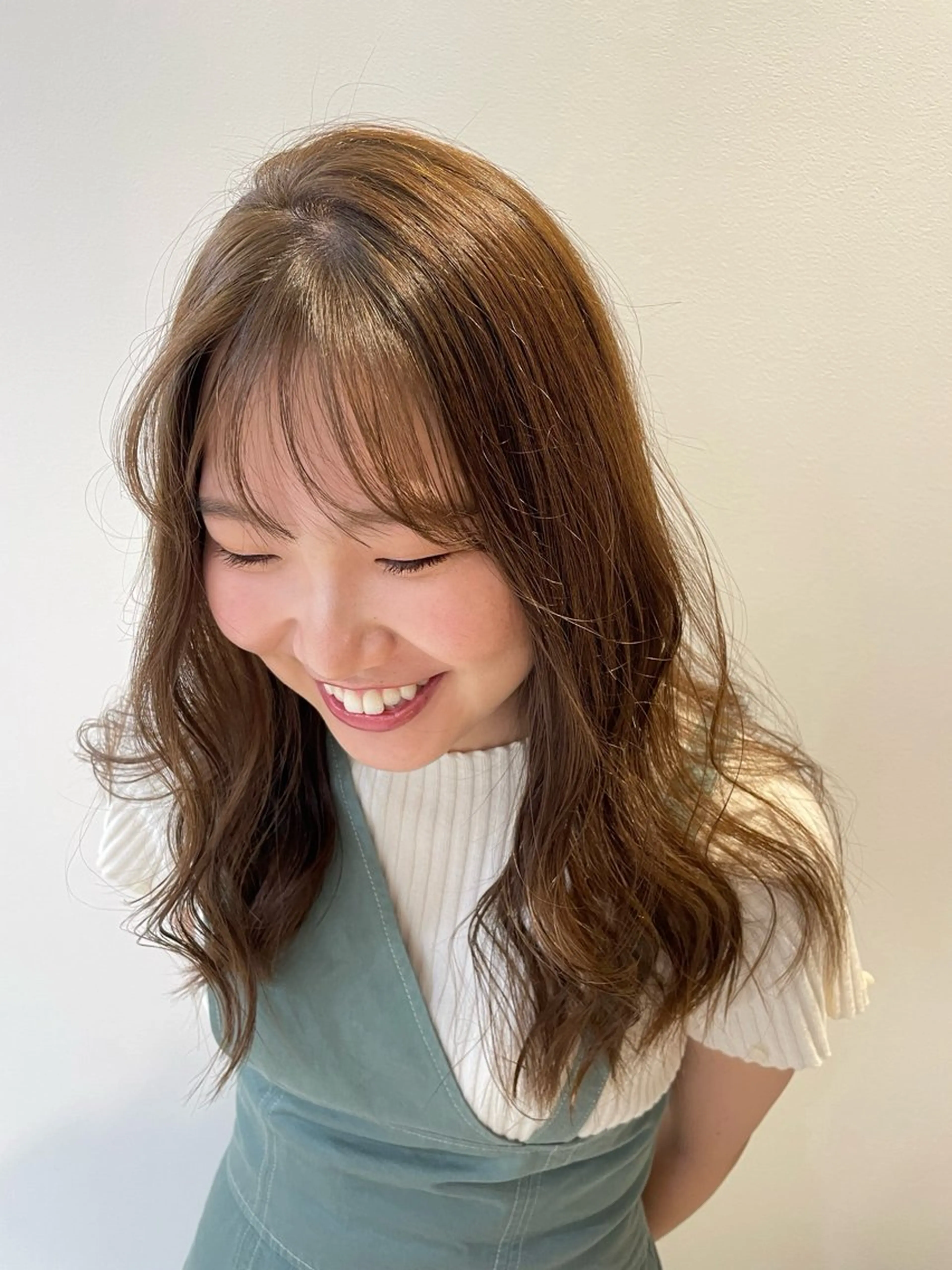 ロング カラー 🍅ぷる艶ハイトーン 柔らかヘア🍅まあやのヘアスタイル