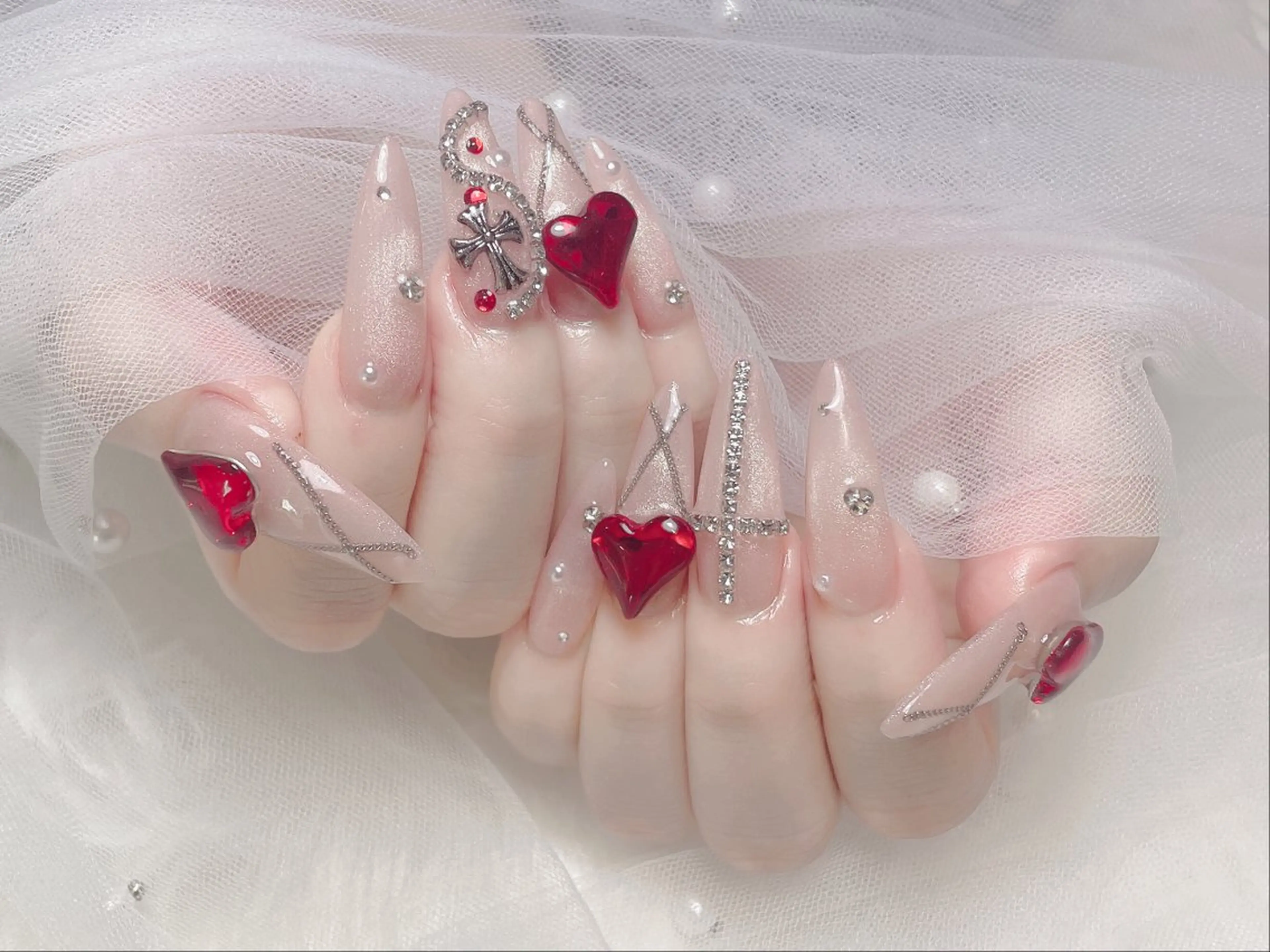 ネイル LuLuネイルサロンMio所属・Mi oのネイルデザイン