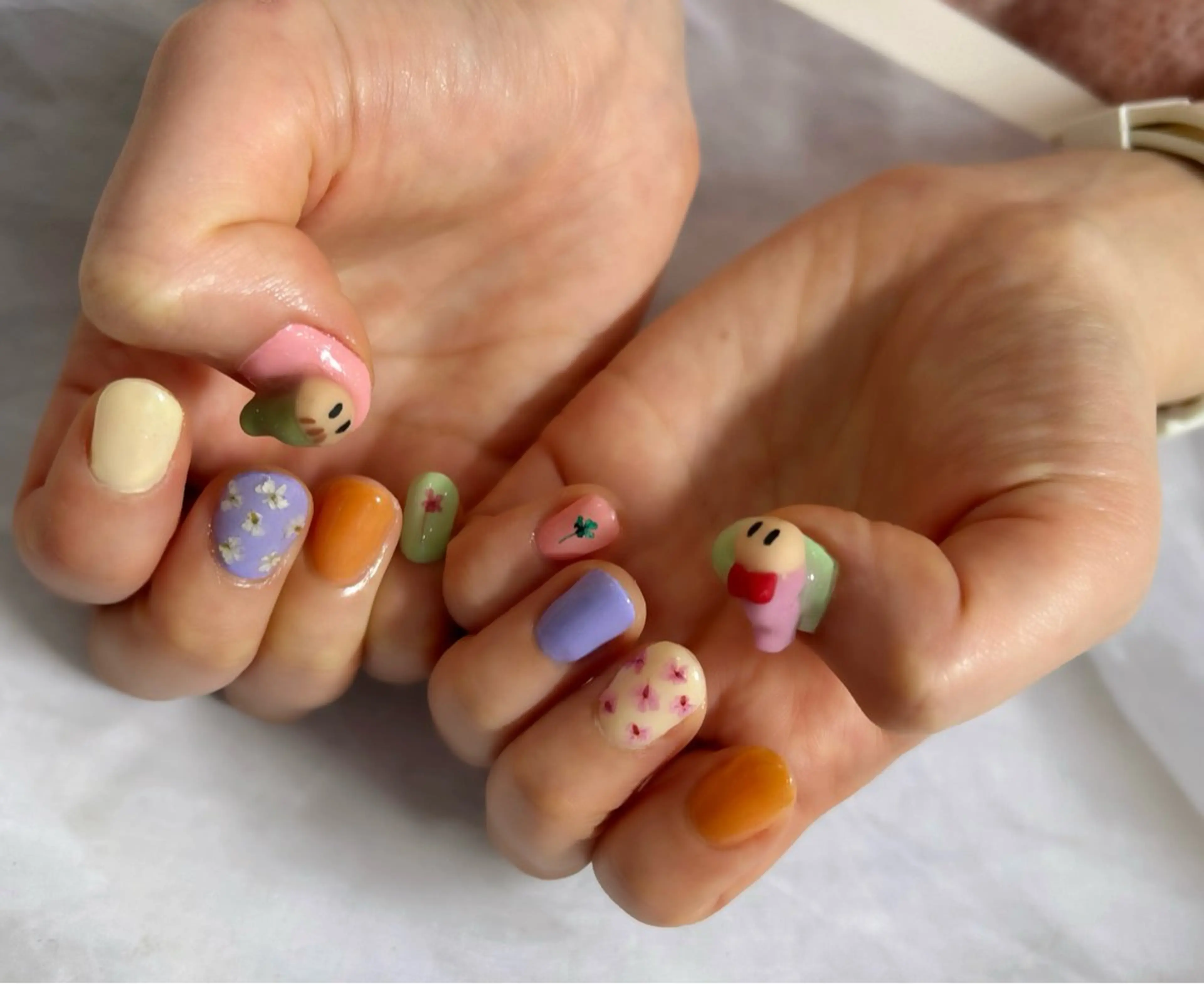 ネイル BURGUNDY mikaのネイルデザイン