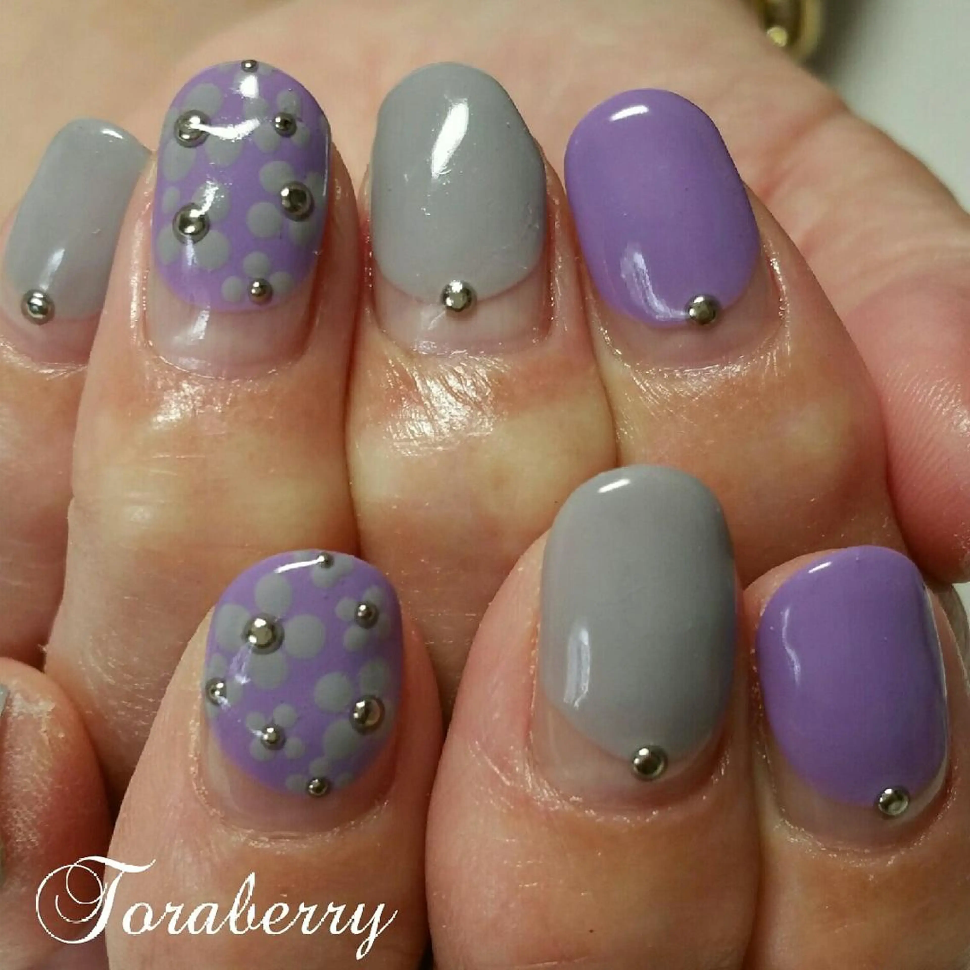 ネイル フレンチネイル ネイリスト なつみのネイルデザイン