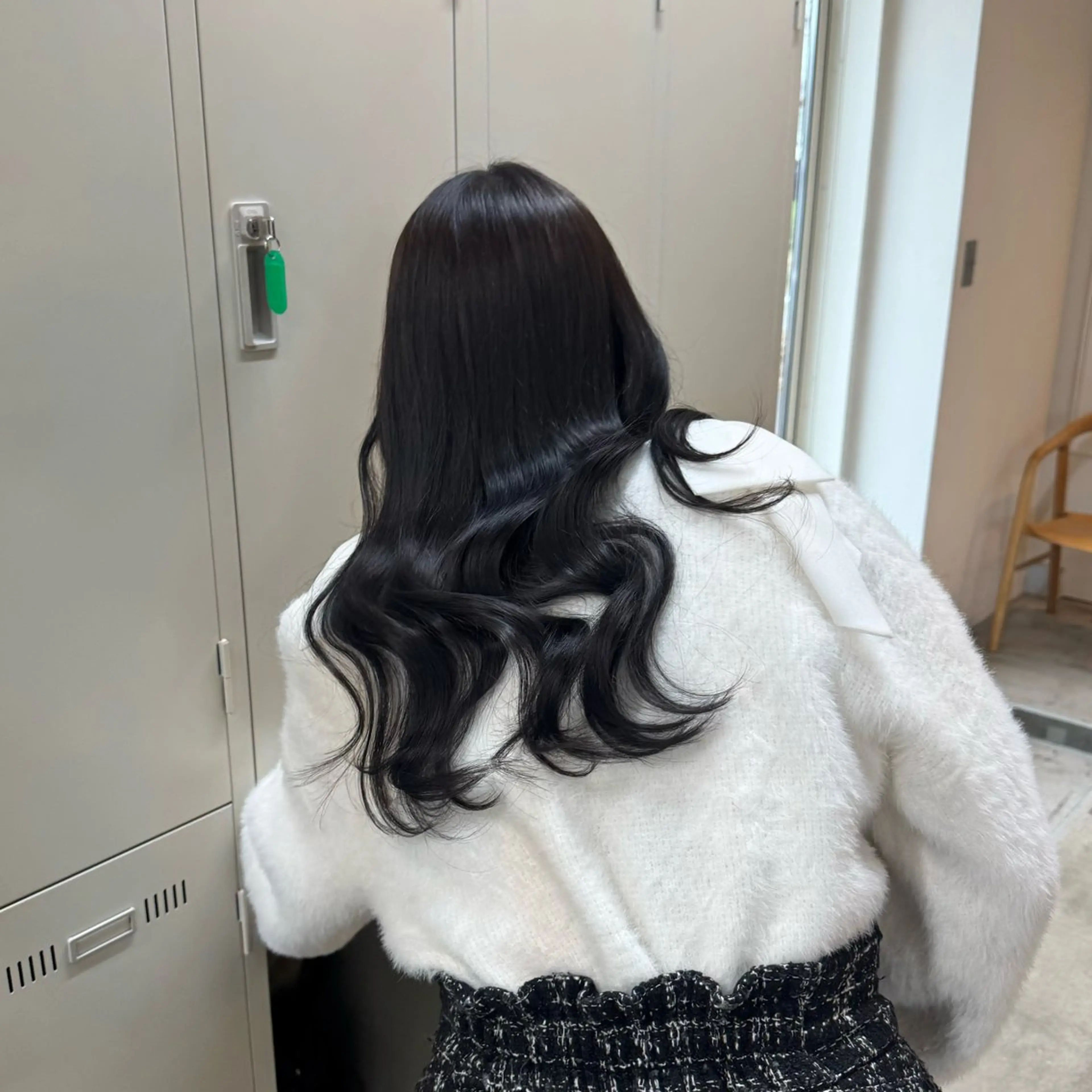 ロング カラー 黒髪 fand / HINAのヘアスタイル