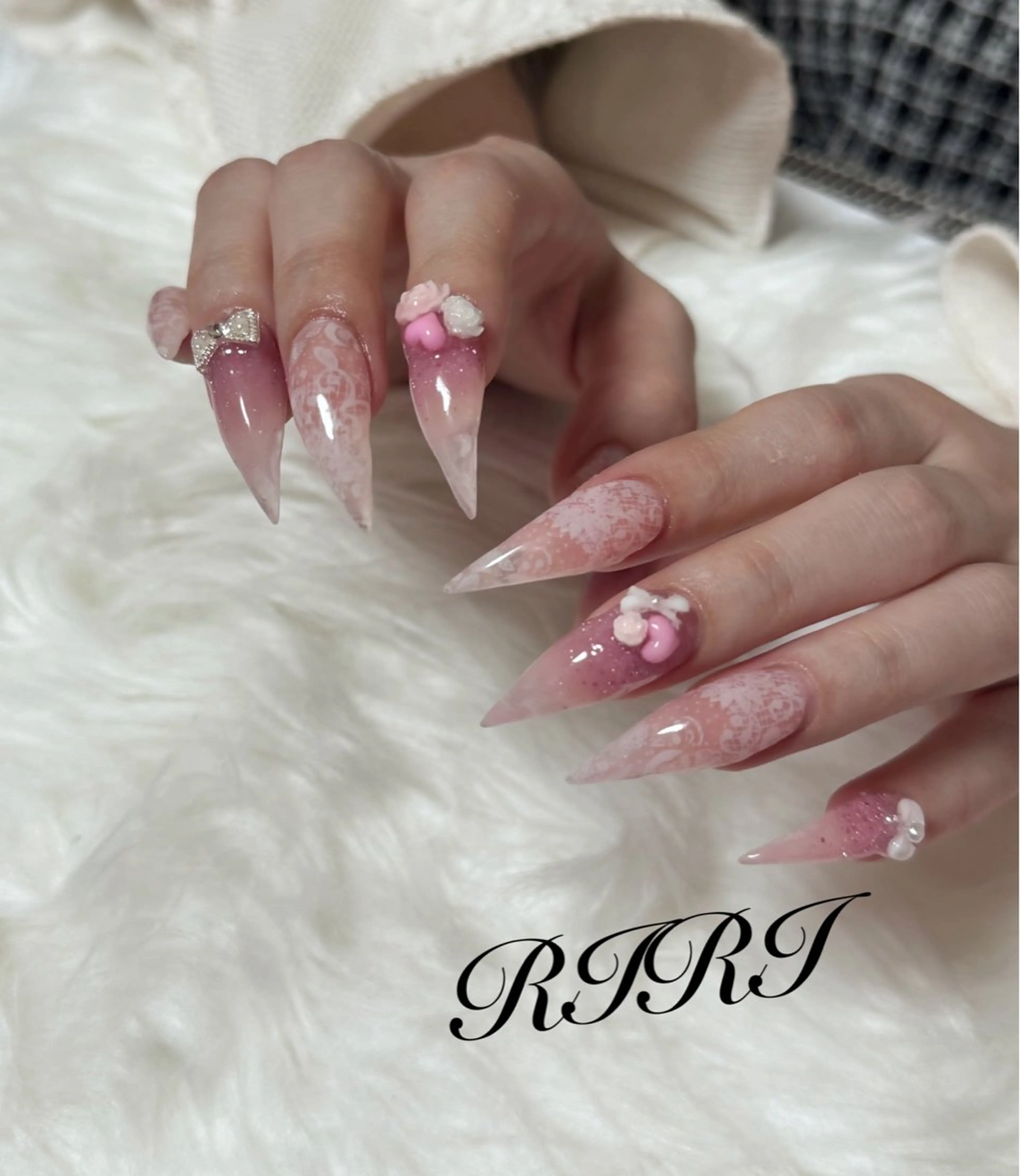 ネイル ジェルネイル レース ロングネイル スカルプネイル シンプルネイル ハンドネイル riri オーナーのネイルデザイン