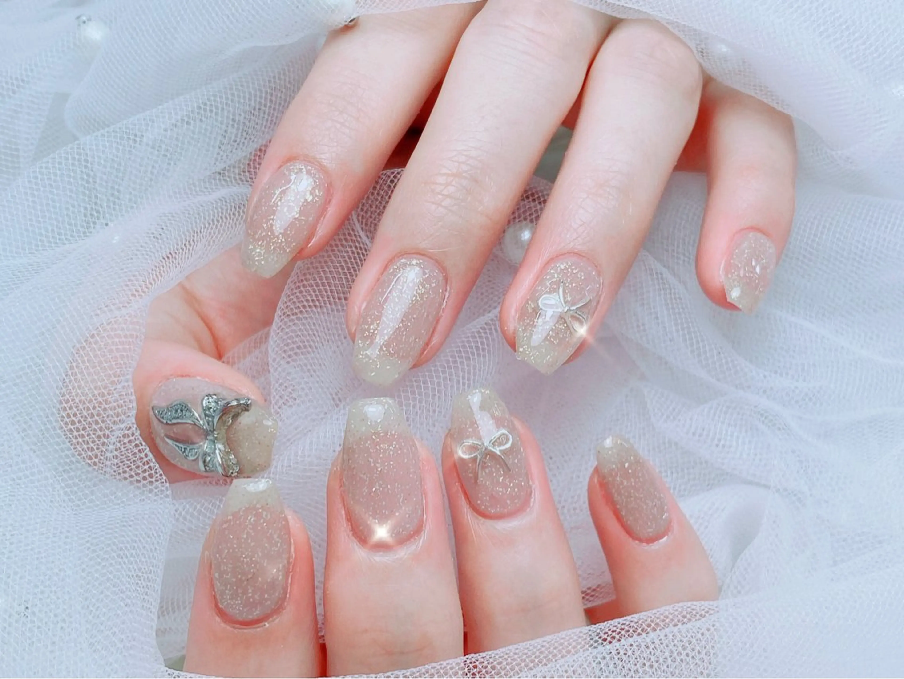 ネイル オーロラネイル チークネイル 長さ出し フットネイル フレンチネイル ハンドネイル ハンドケア lily nailのネイルデザイン