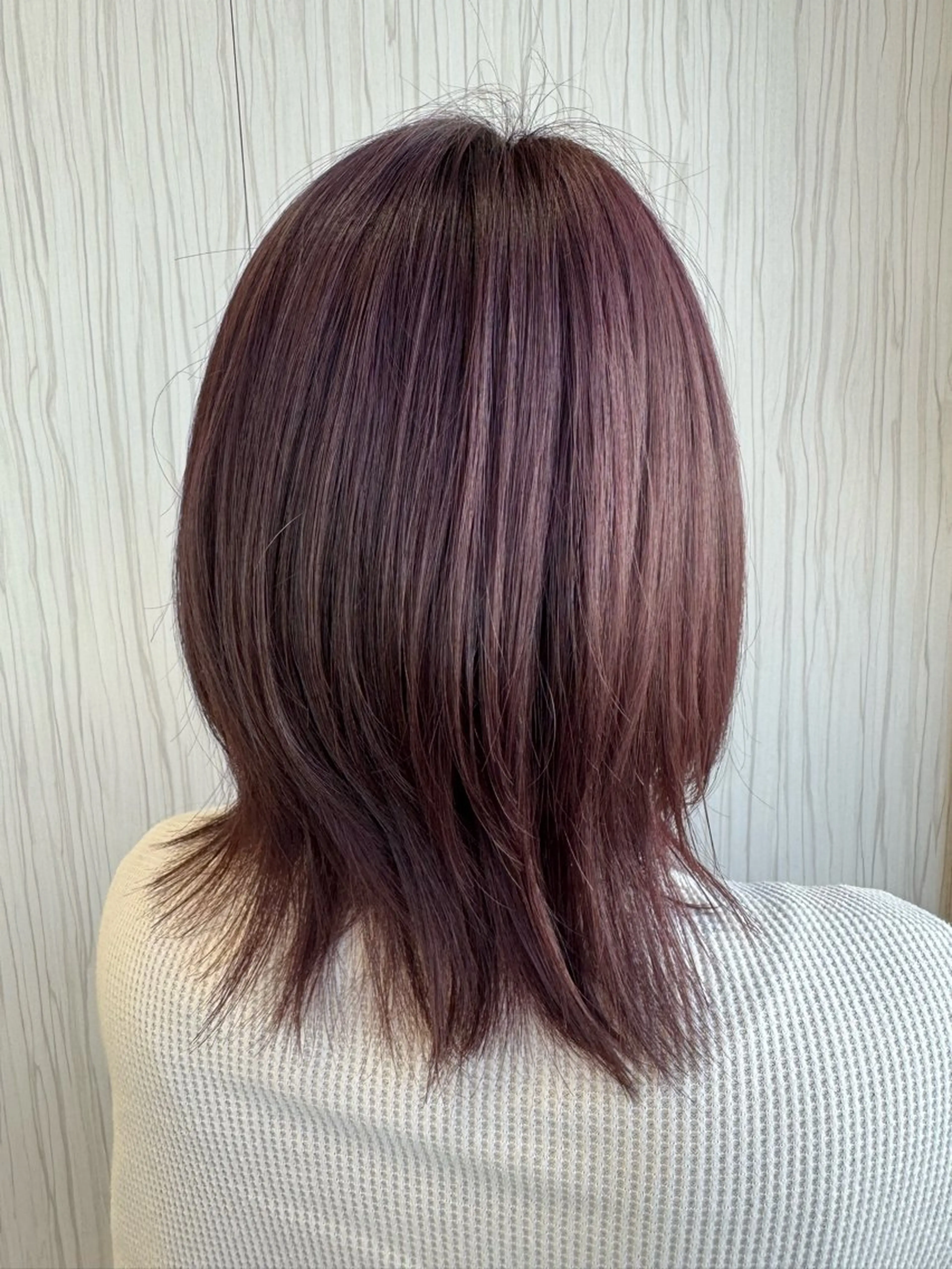 ミディアム ヘアカラー 松尾 怜奈のヘアスタイル